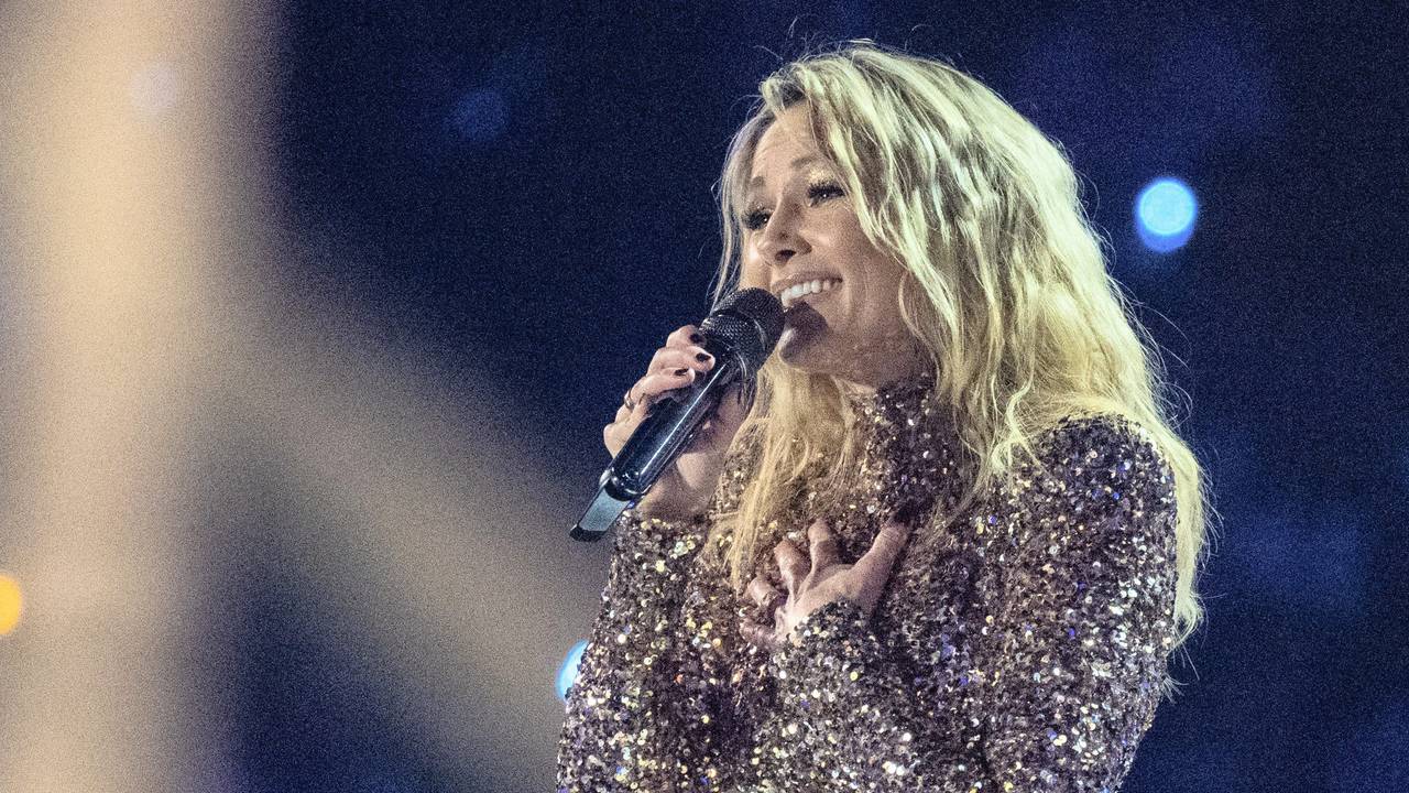 Helene Fischer singt bei der Live-Fernsehshow „Schlagerchampions 2024“ im Velodrom.