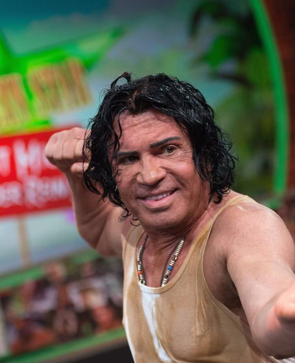Sänger Costa Cordalis jubelt nach der RTL-Show „Ich bin ein Star – Lasst mich wieder rein!“.