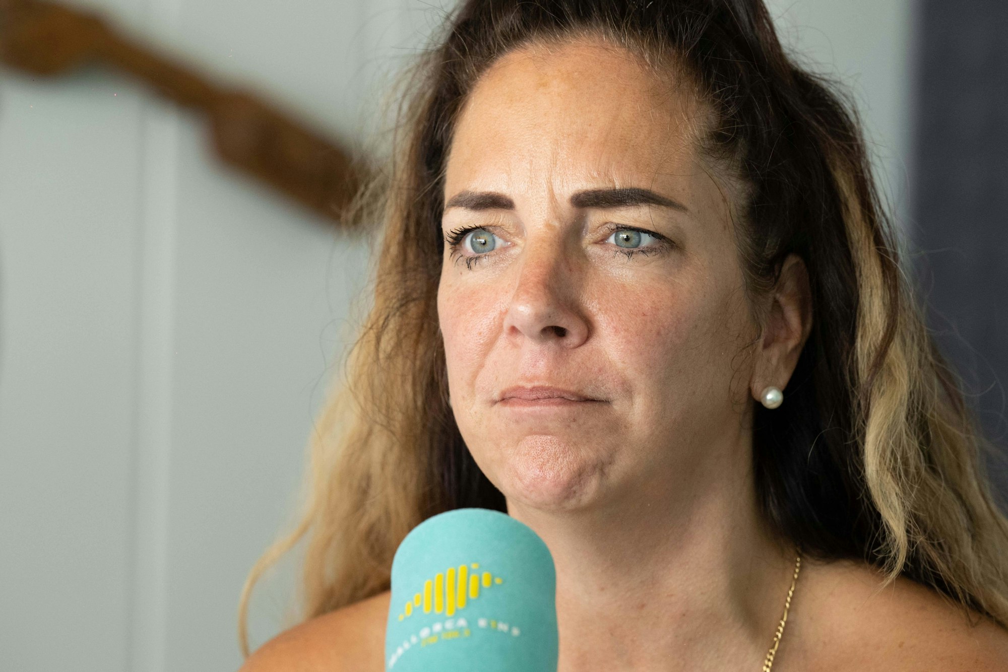 Daniela Büchner bei einem Radiointerview