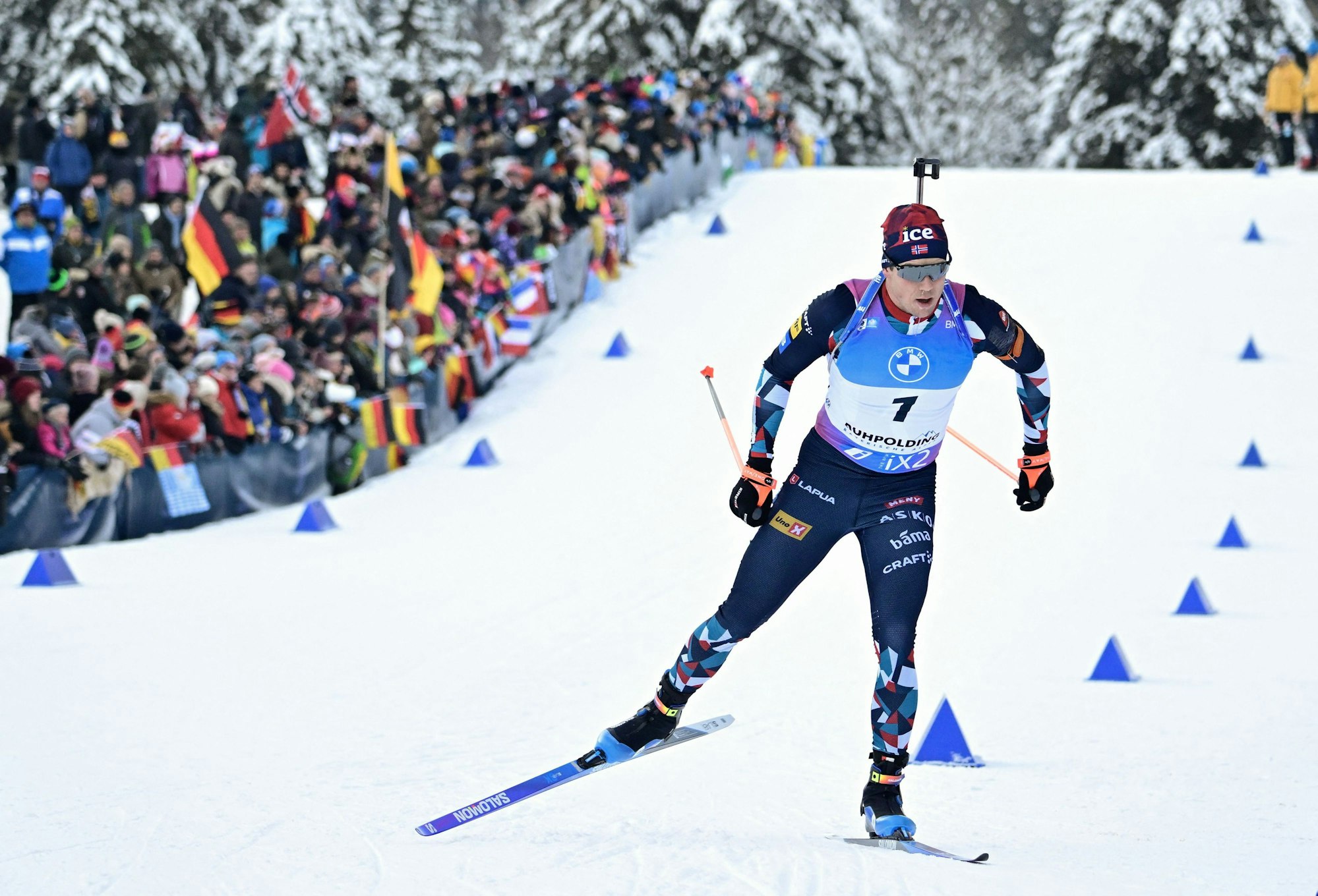 Vetle Sjastad Christiansen während der Verfolgung in Ruhpolding.
