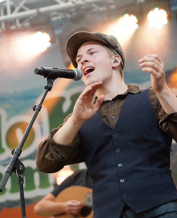Gabriel Kelly (22) auf der Bühne