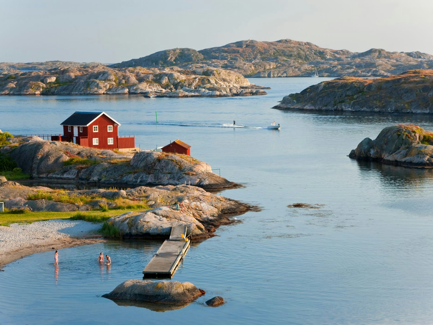 Eine Badestelle in Skärhamn an der Westküste Schwedens.