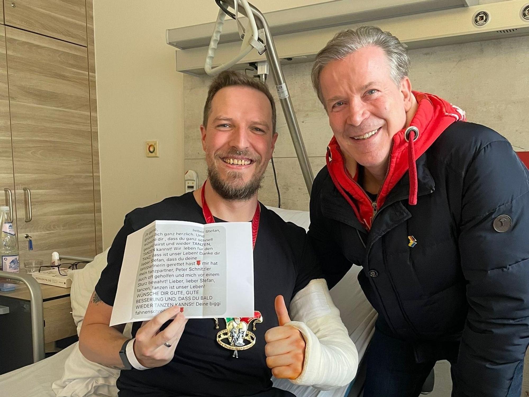 Christoph Kuckelkorn mit Tanzoffizier Stefan Lanzinger.