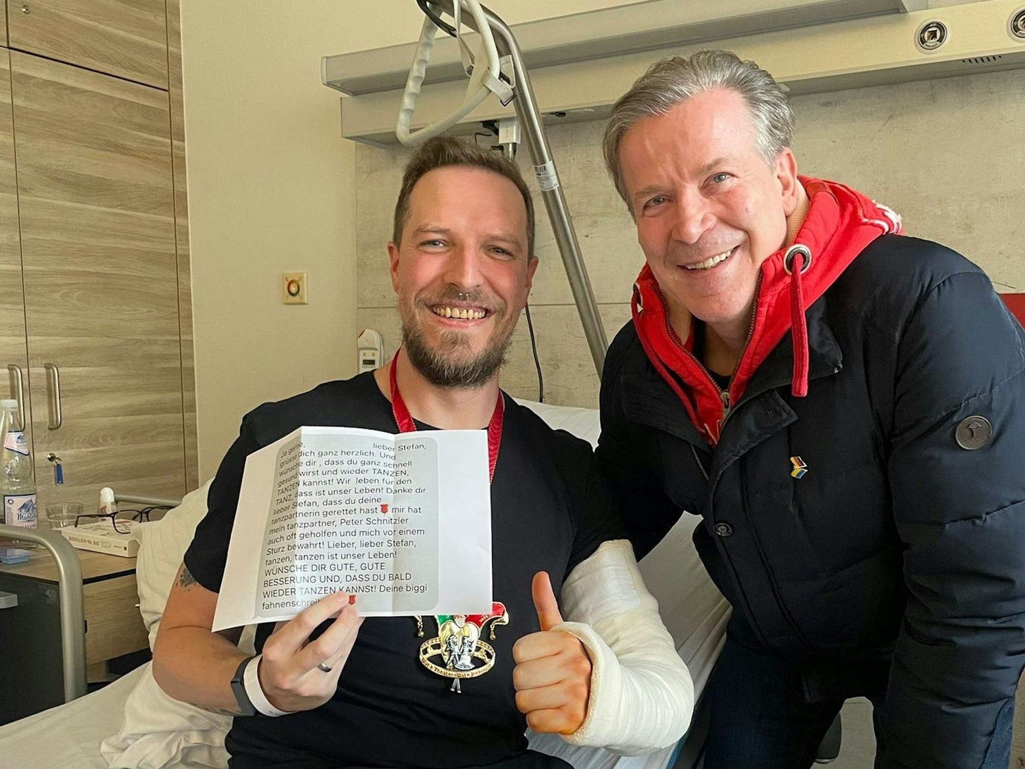 Christoph Kuckelkorn mit Tanzoffizier Stefan Lanzinger.