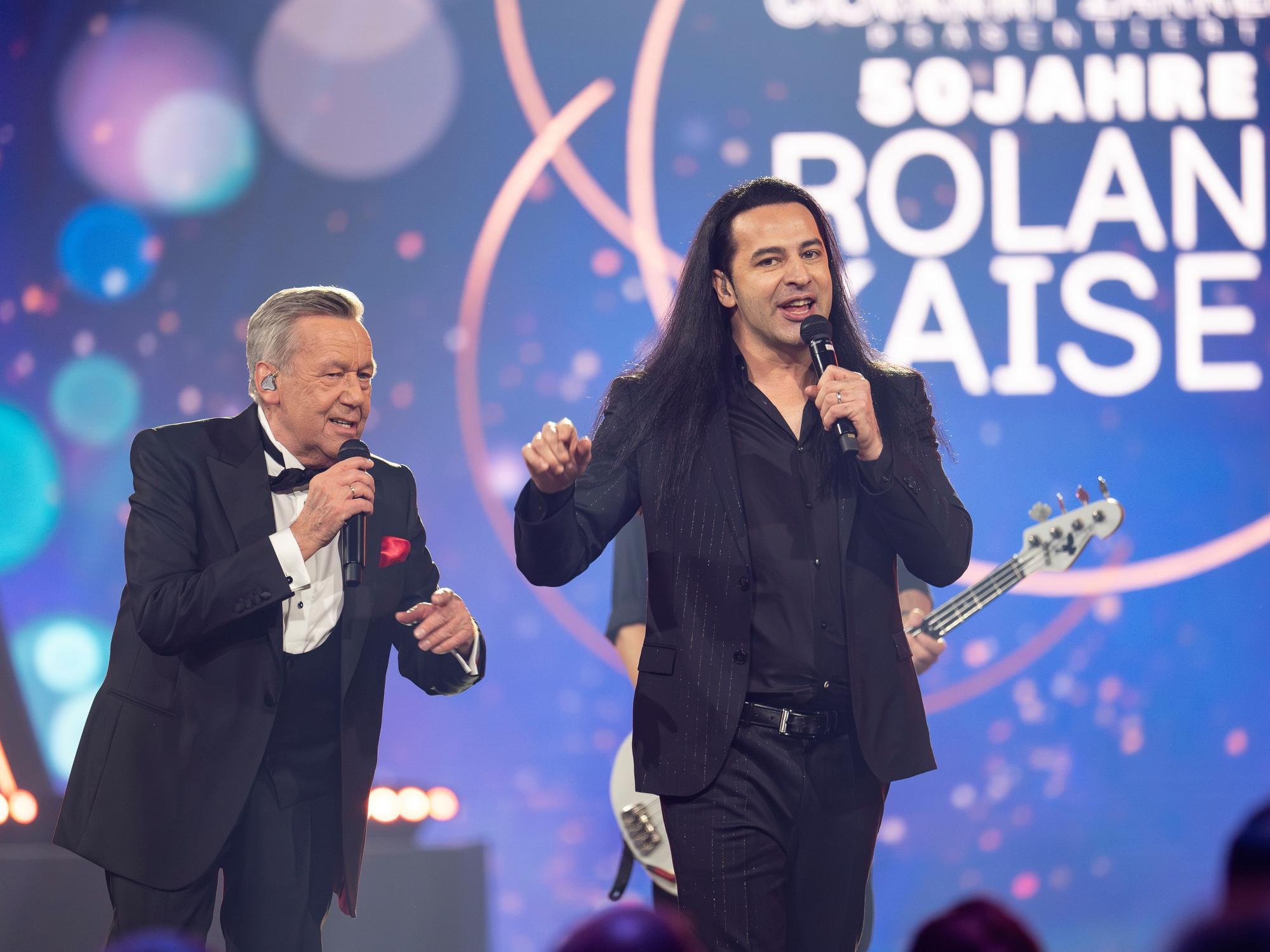 Bülent Ceylan (r.) mit Roland Kaiser.
