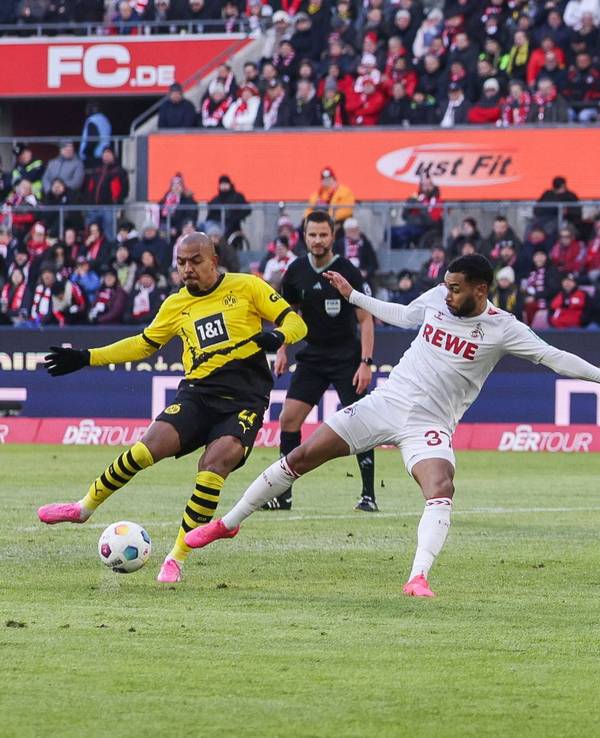 Donyell Malen (Borussia Dortmund) erzielte das 1:0 beim 1. FC Köln. Linton Maina kam zu spät.