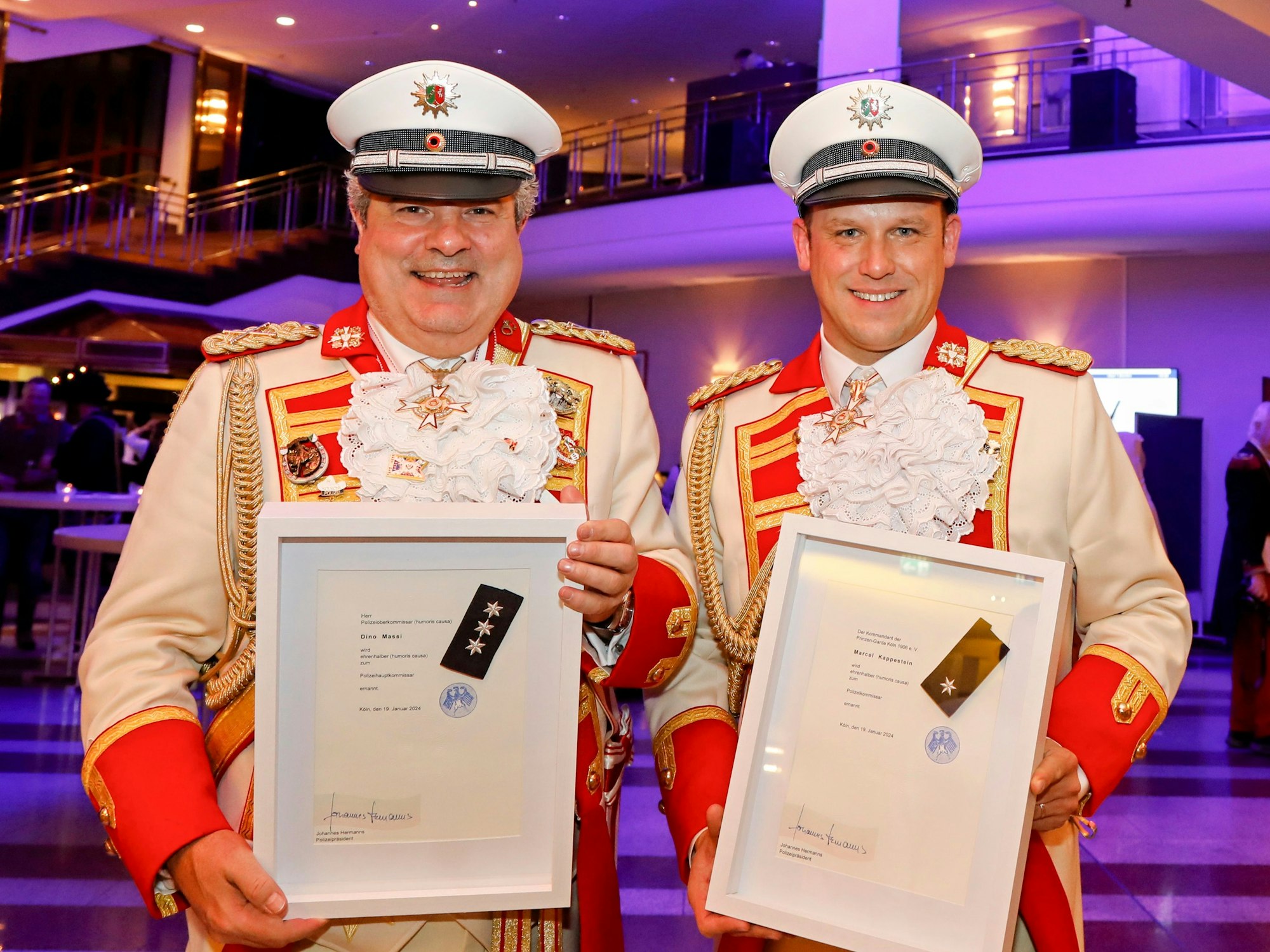 Prinzengarde-Präsident Dino Massi (l.) und Kommandant Marcel Kappestein.