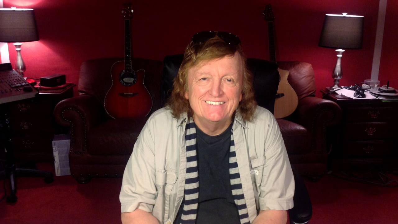 Frank Farian sitzt am 25.06.2016 in seinem Studio in Miami (USA). Er hat erreicht, wovon andere nur träumen. Als Musikproduzent ist Farian der einzige Deutsche, der auch international in der ersten Reihe mitspielt.