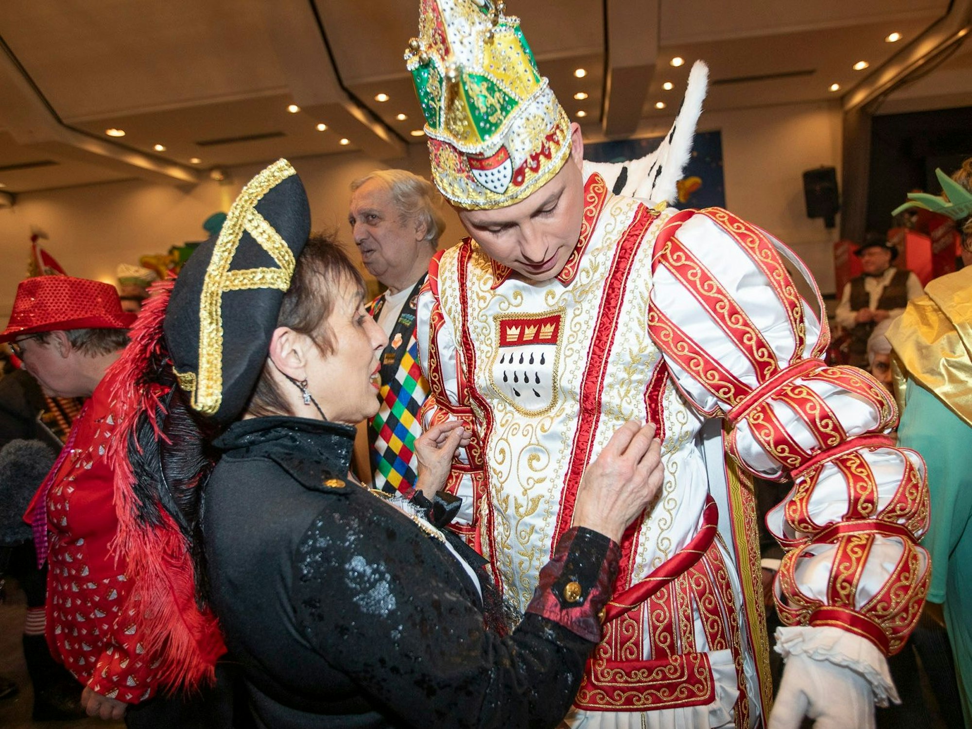 Prinz Sascha I. bei der Blindensitzung.