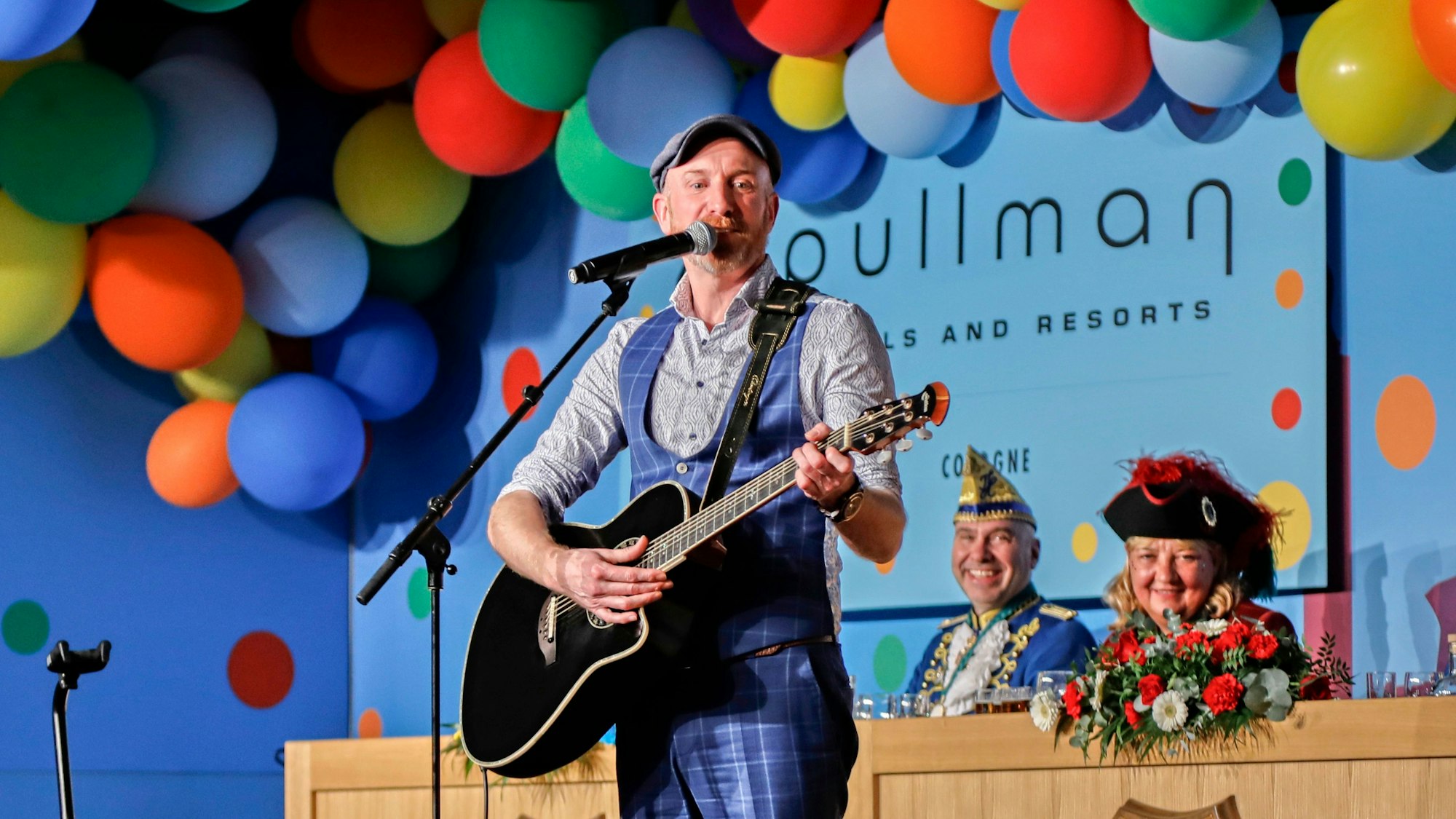 Martin Schopps auf der Bühne.