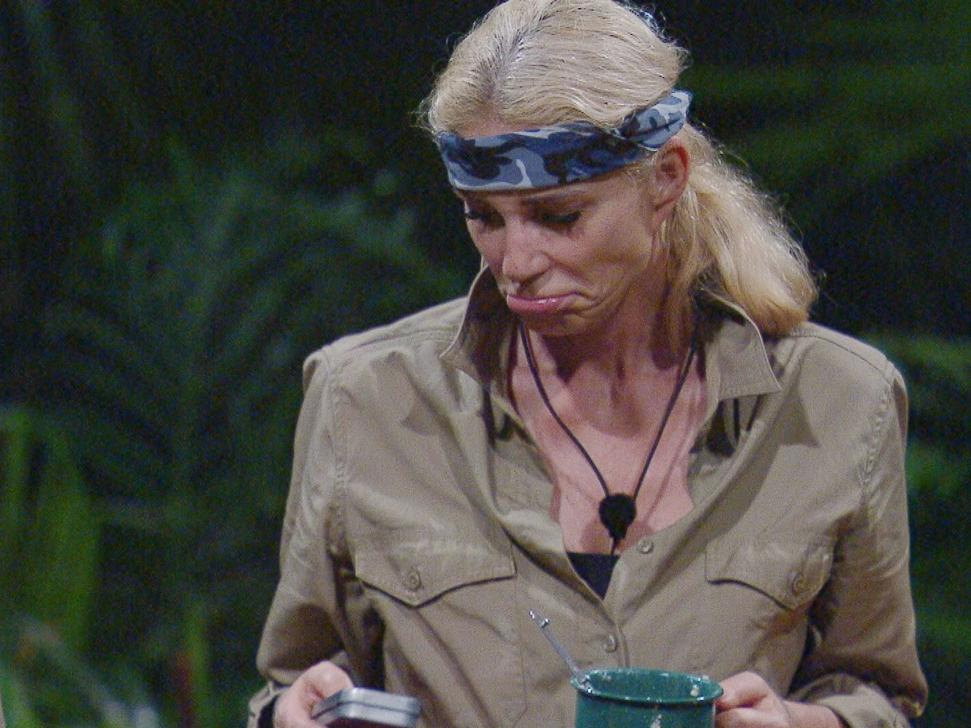 Sarah Kern im Dschungelcamp 2024.