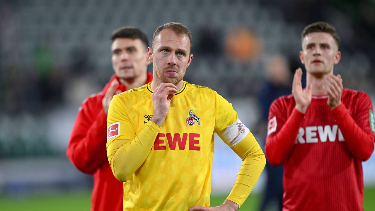 Die FC-Spieler nach dem Spiel gegen den VfL Wolfsburg.