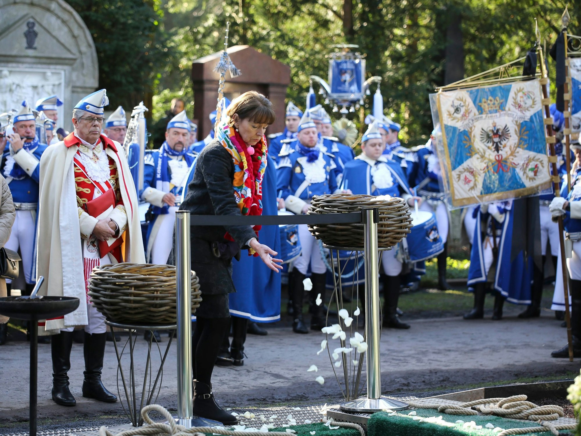 OB Henriette Reker bei der Beerdigung von Fro Kuckelkorn.
