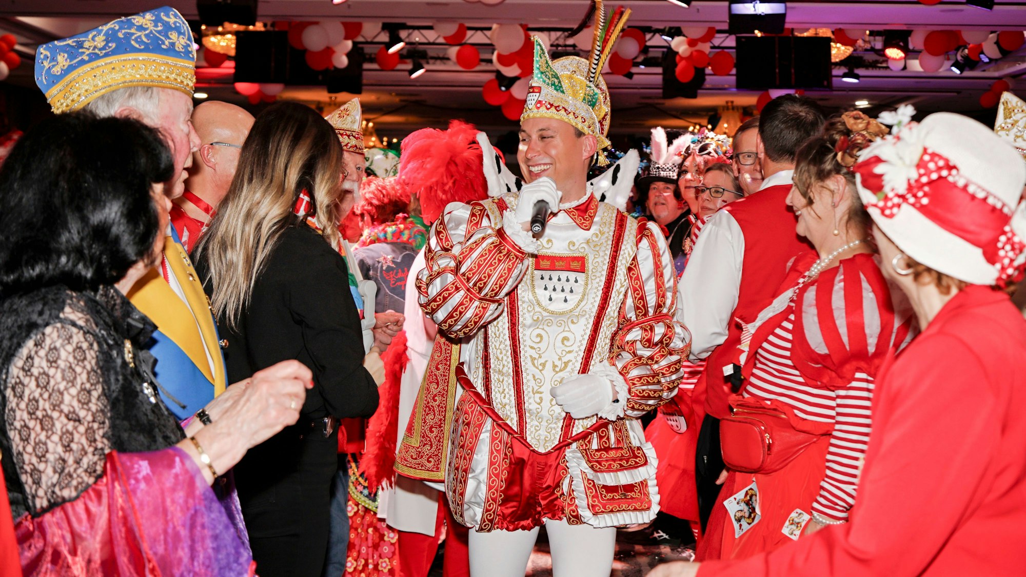 Prinz Sascha bei den Löstigen Paulanern.