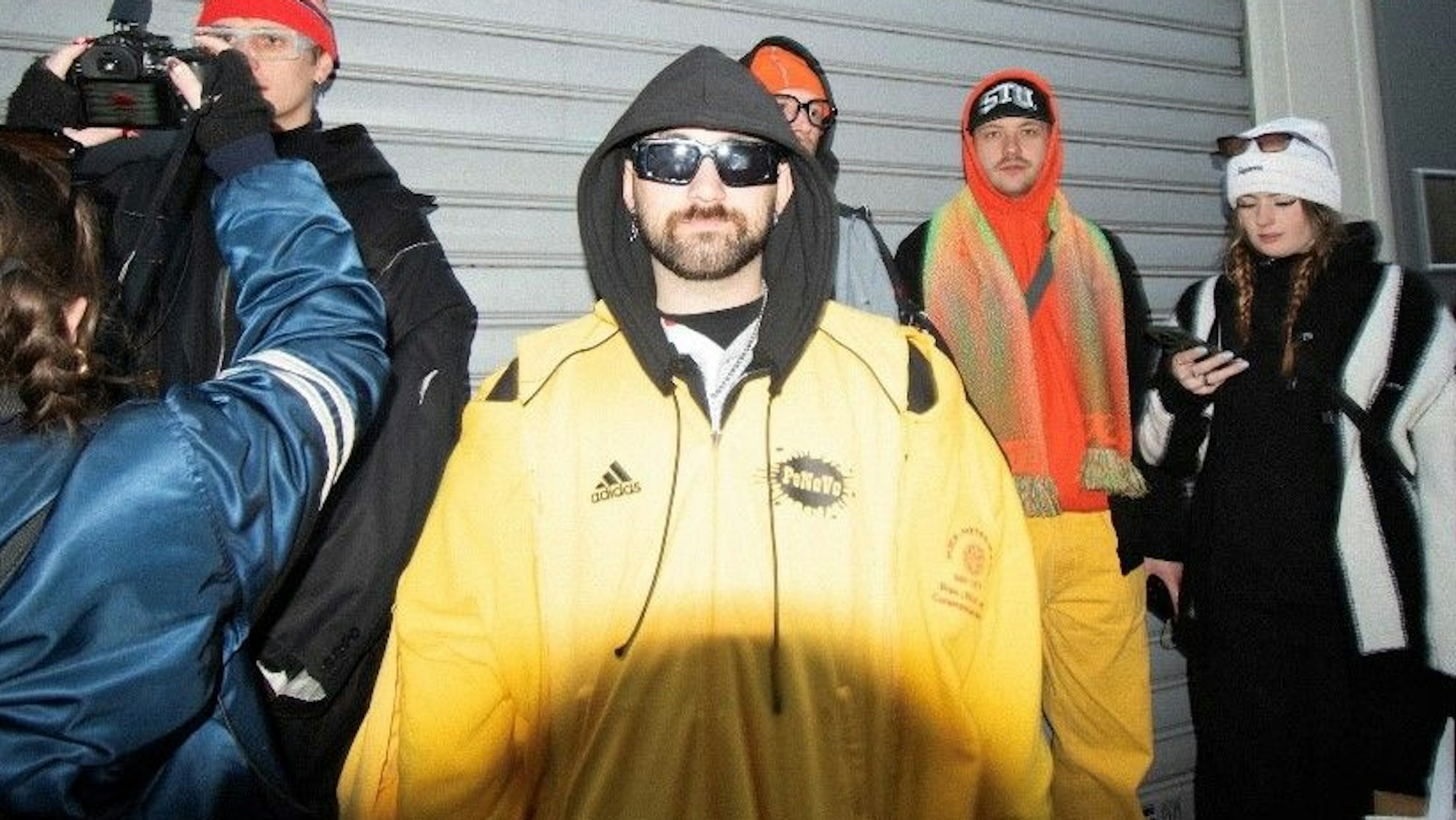 Rico Lalira mit seinen Looks in Paris.