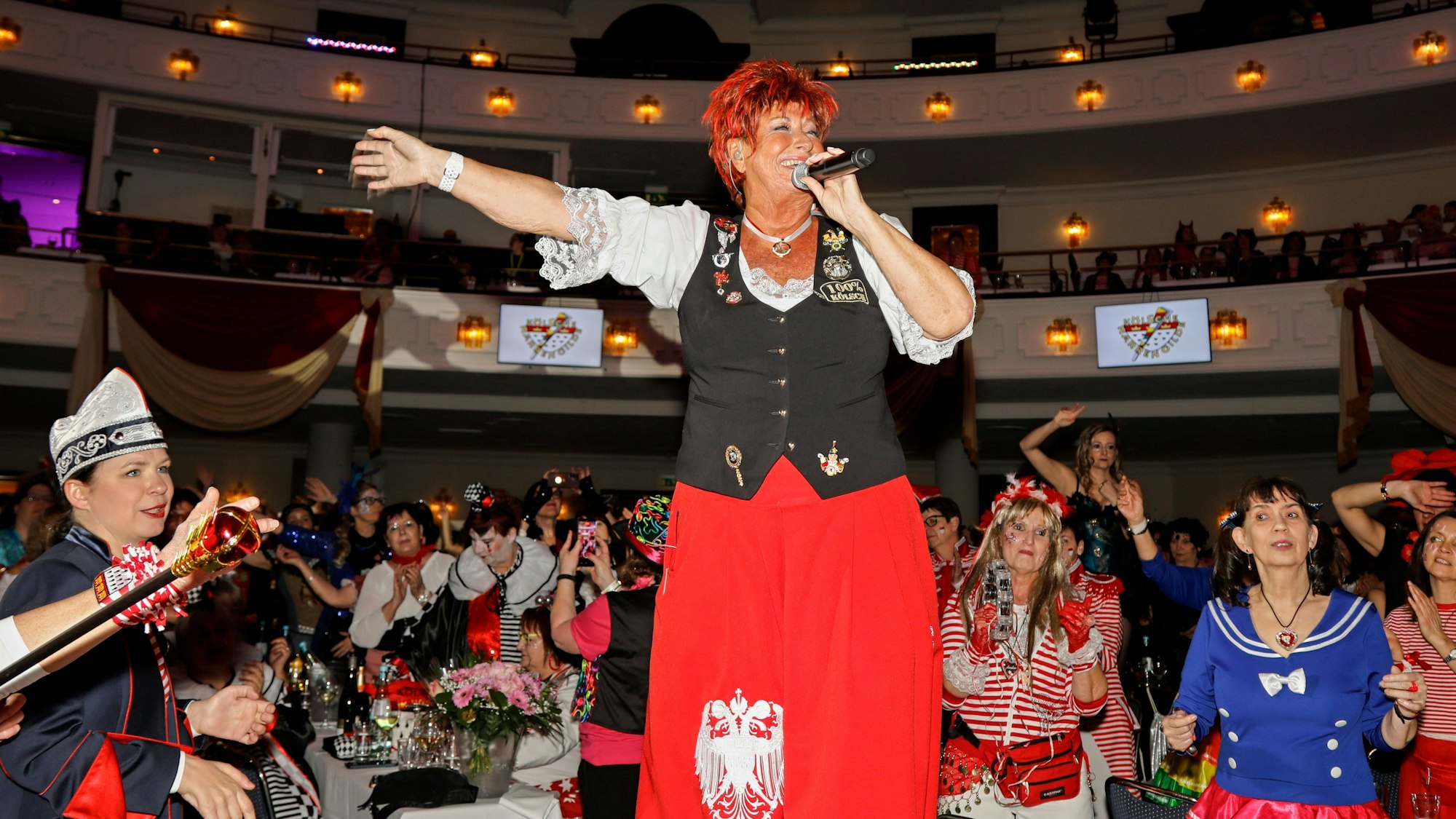 Marita Köllner singt im Maritim.