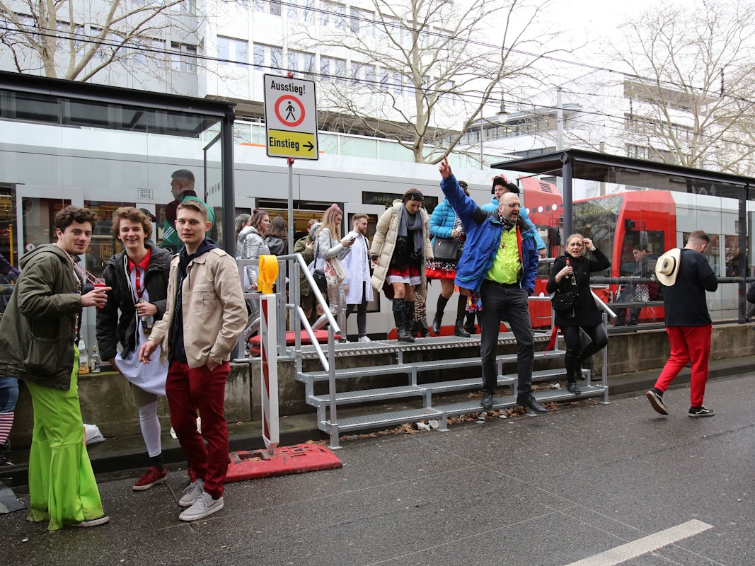 Während andere am 11.11. feiern, ist für die Mitarbeitenden der KVB Großkampftag angesagt.