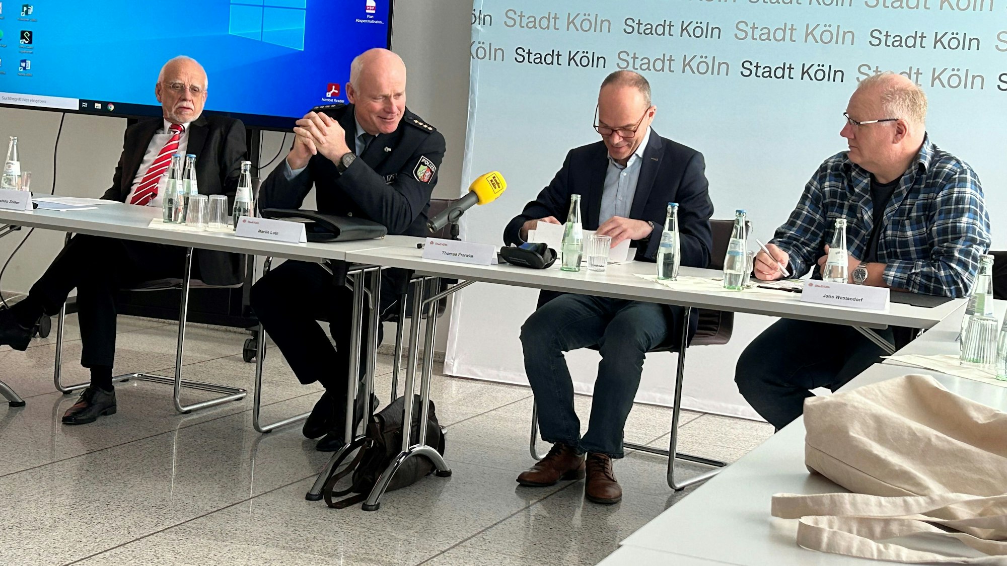 Pressekonferenz zu Karneval.