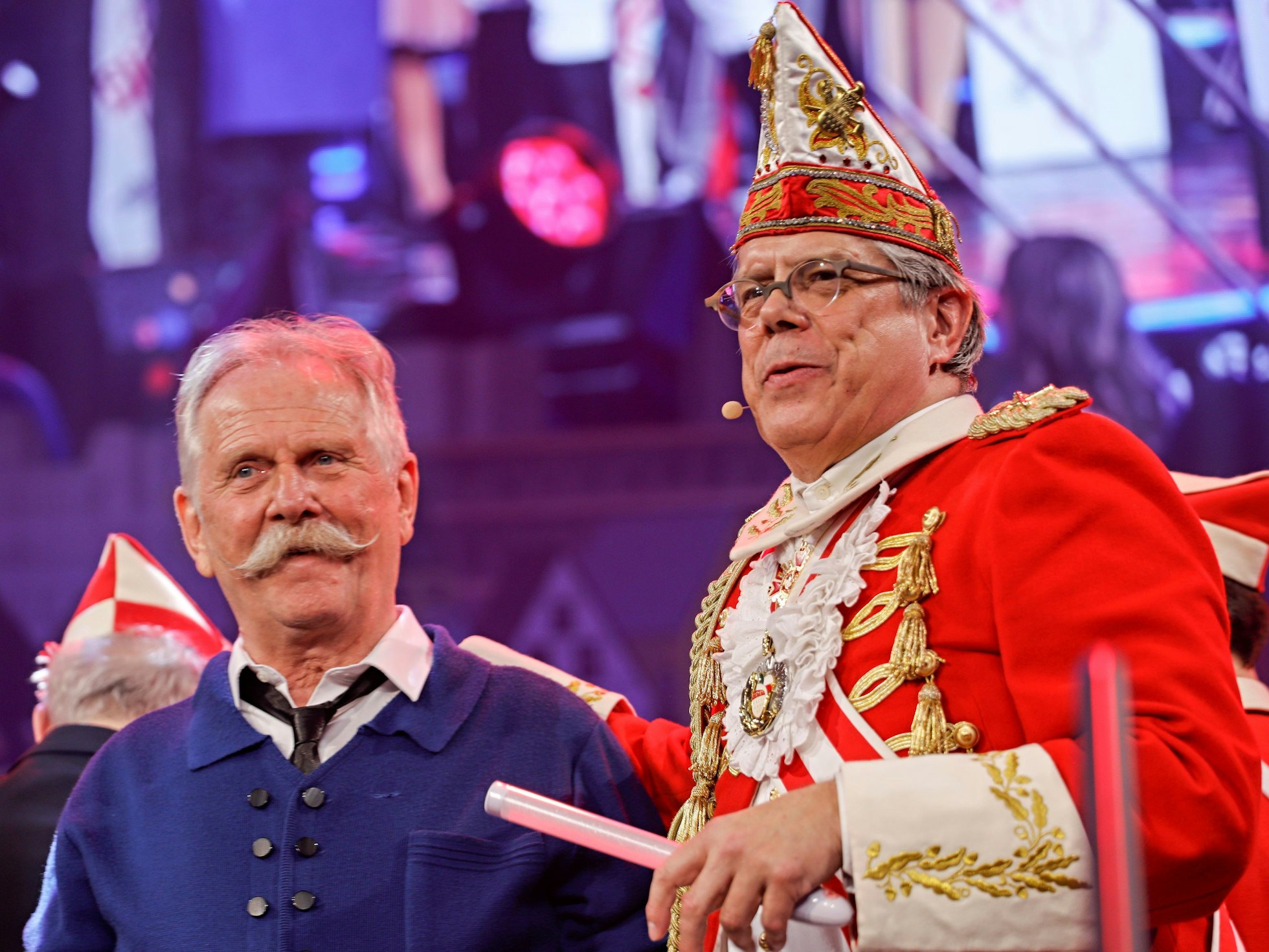 Heinz-Günther Hunold mit Henning Krautmacher.