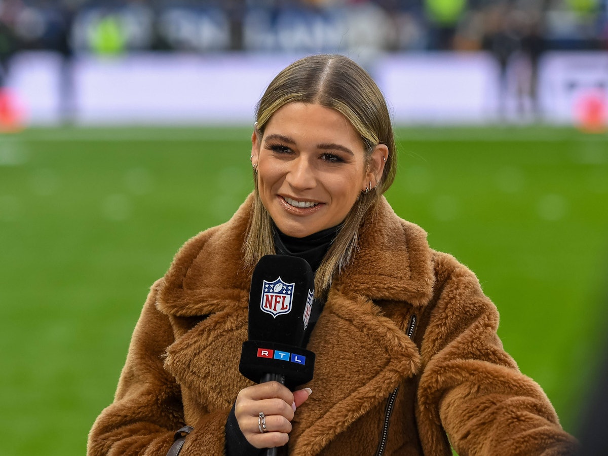 Jana Wosnitza moderiert eine RTL-Übertragung zur NFL. Sie ist ab Ende Februar als Kandidatin bei Let’s Dance zu sehen.