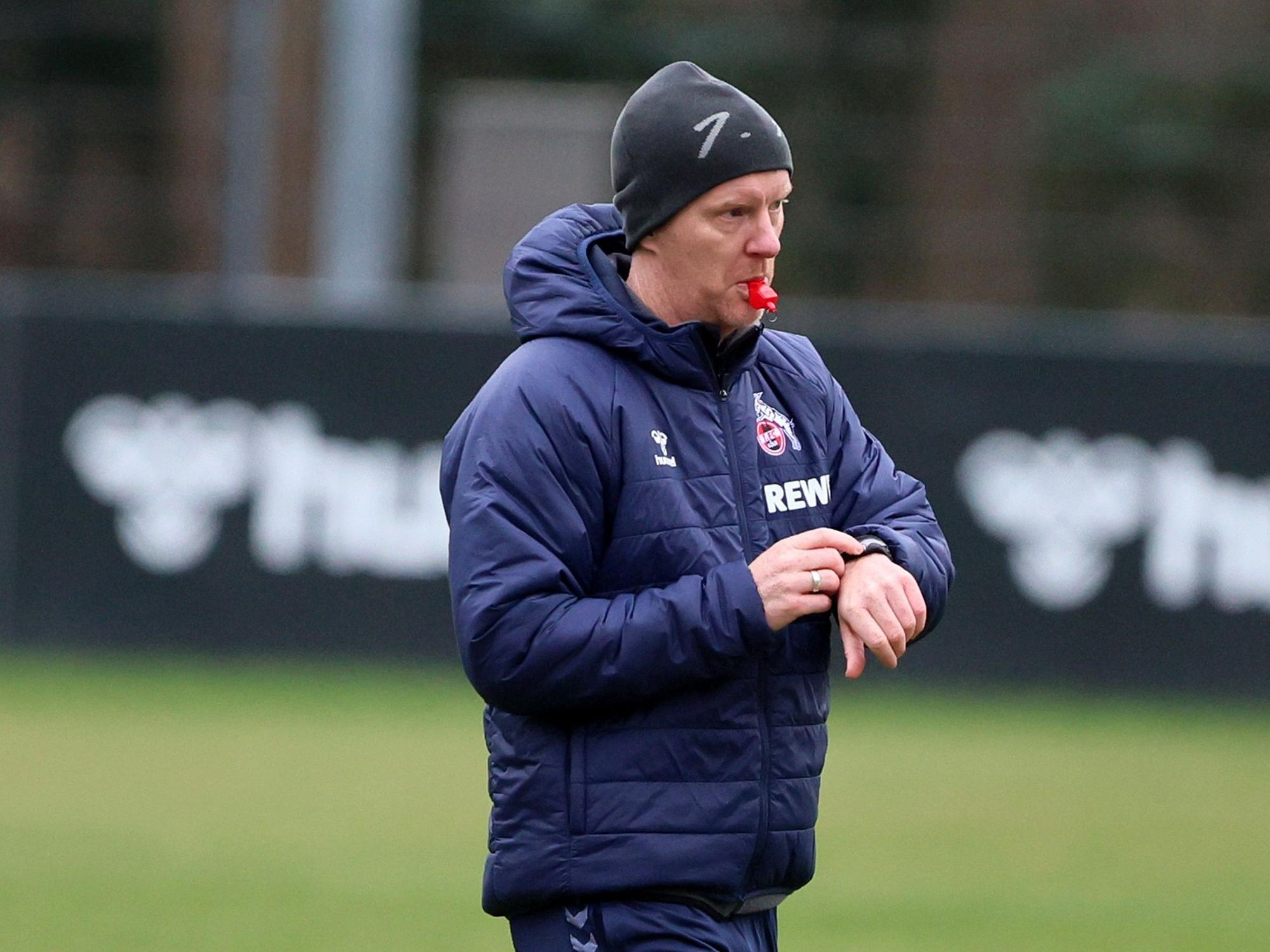 Trainer Timo Schultz am Dienstag (6. Februar 2024) im Traning des 1. FC Köln.