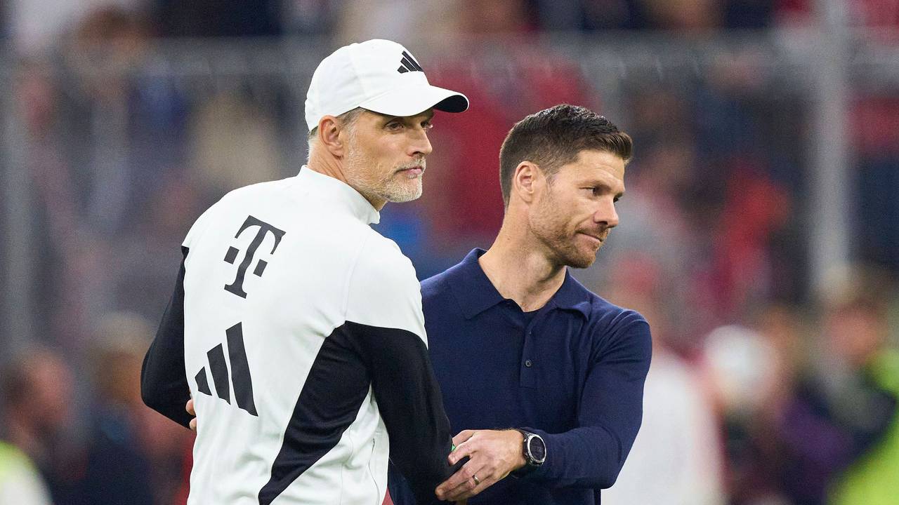 Thomas Tuchel und Xabi Alonso gratulieren sich nach dem Spiel.