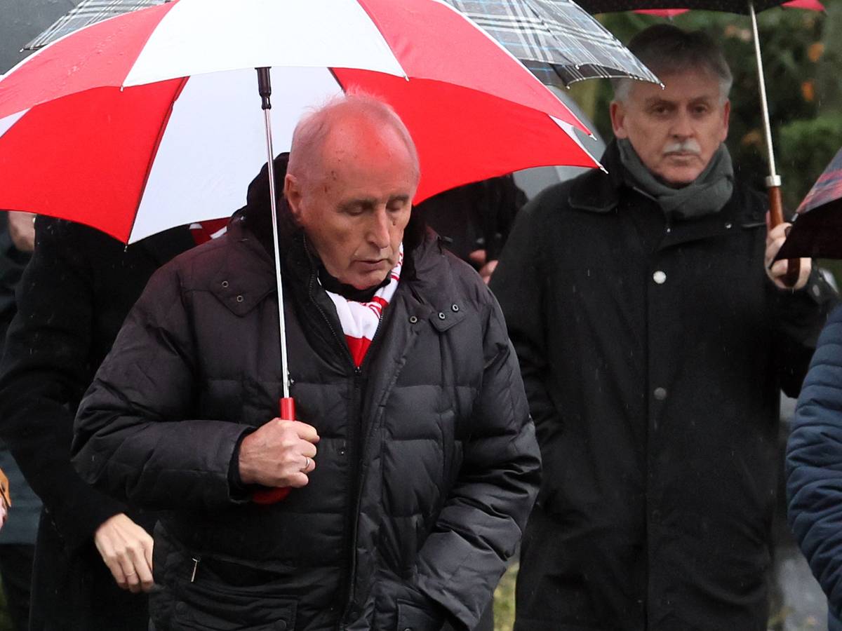 FC-Legende Heinz Hornig, hier bei der Beerdigung von Heinz Simmet am 7. Februar 2024.