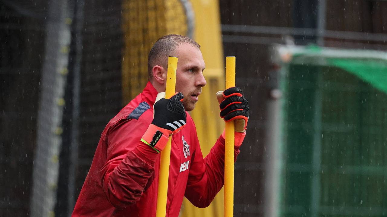 1. FC Köln: Training mit Marvin Schwäbe