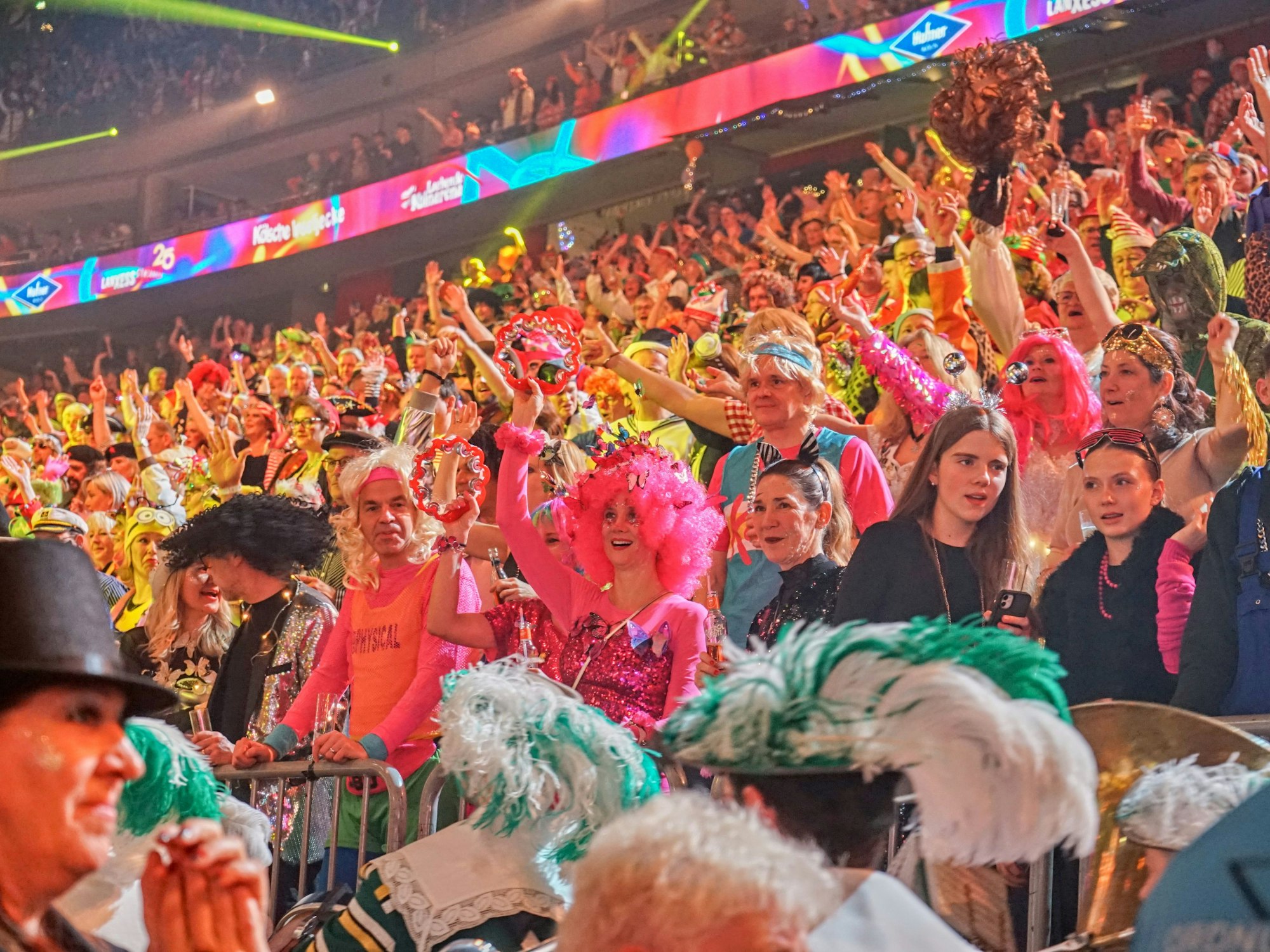 Jecke in der Lachenden Kölnarena.