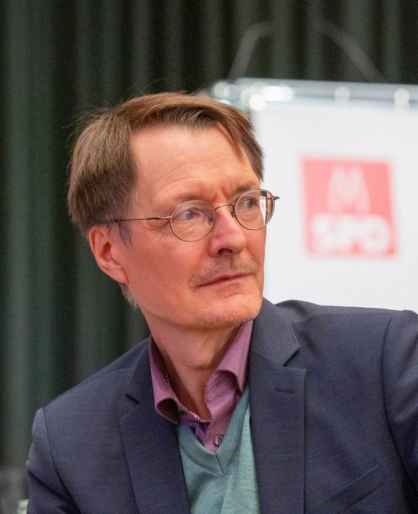 Karl Lauterbach beim Kölner SPD-Parteitag