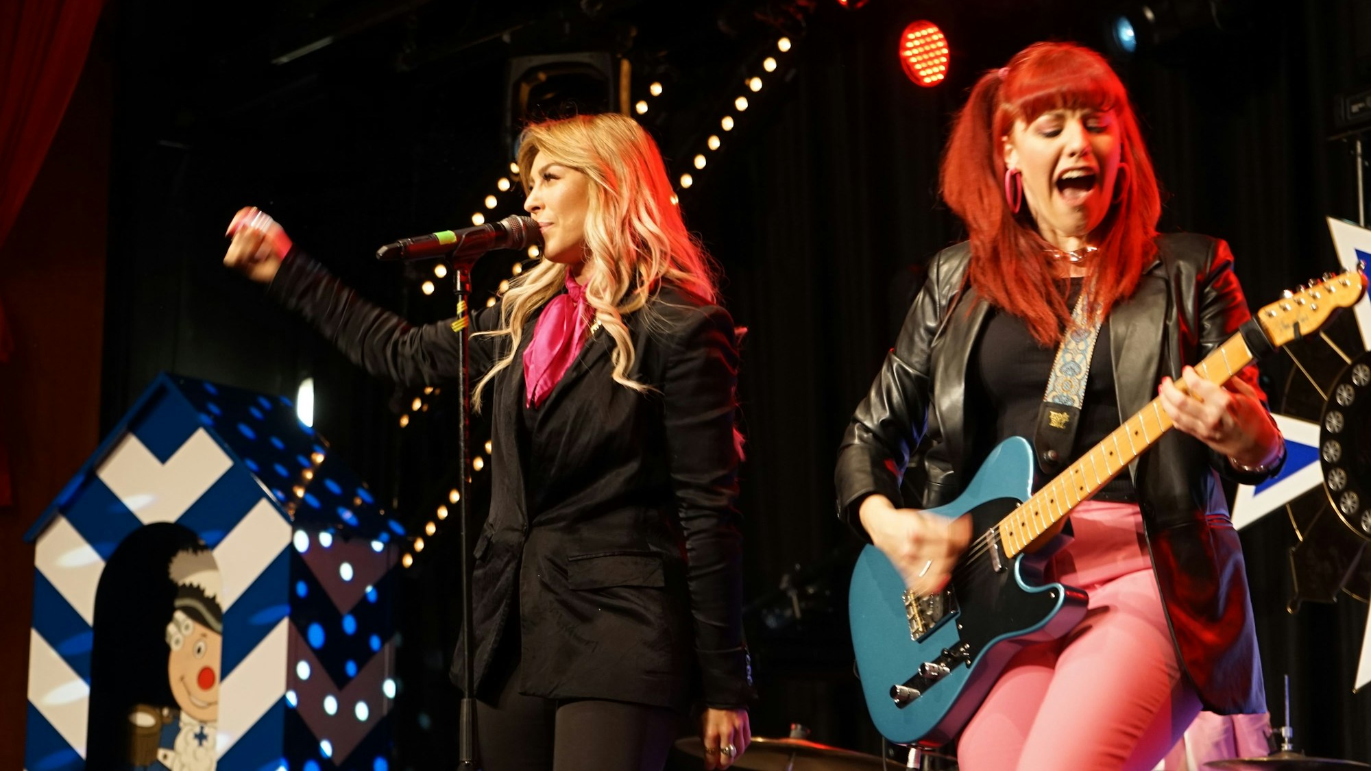 Die Band Mätropolis auf der Bühne.