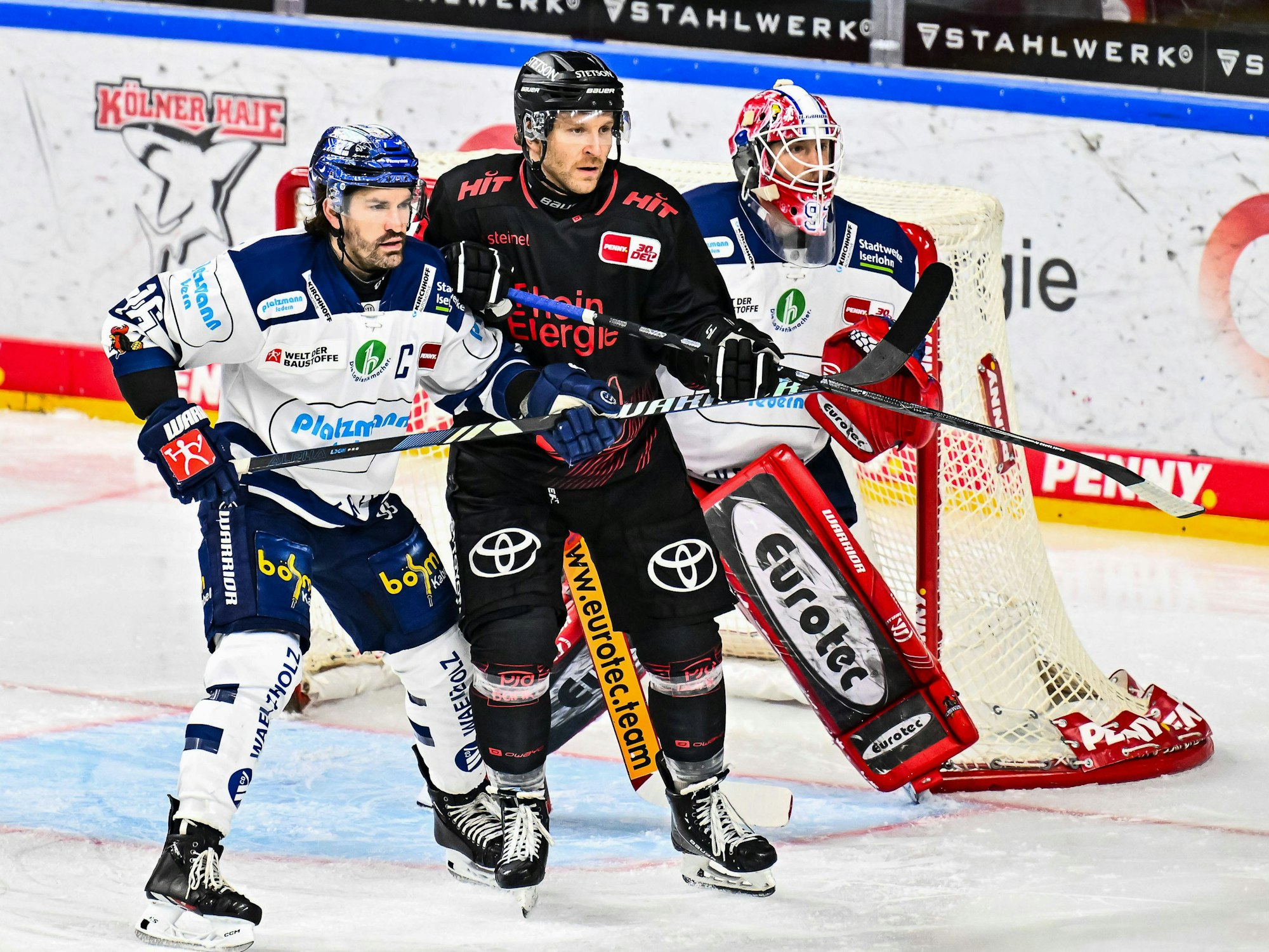 Die Kölner Haie haben ihr Spiel gegen die Iserlohn Roosters am Dienstag (13. Februar 2024) knapp mit 4:5 verloren.