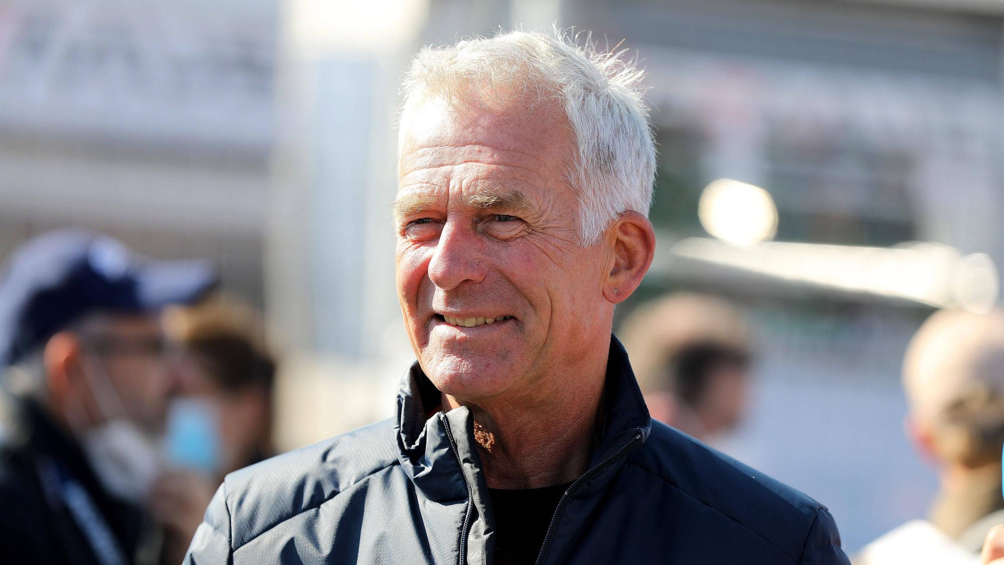 Christian Danner, ehemaliger Rennfahrer, beim DTM-Lauf auf dem Norisring als TV-Experten.