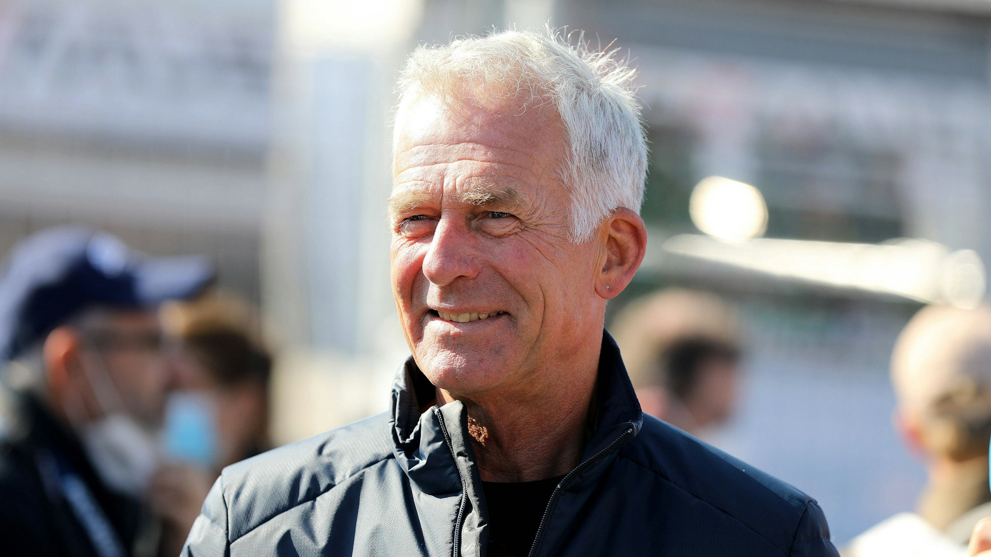 Christian Danner, ehemaliger Rennfahrer, beim DTM-Lauf auf dem Norisring als TV-Experten.