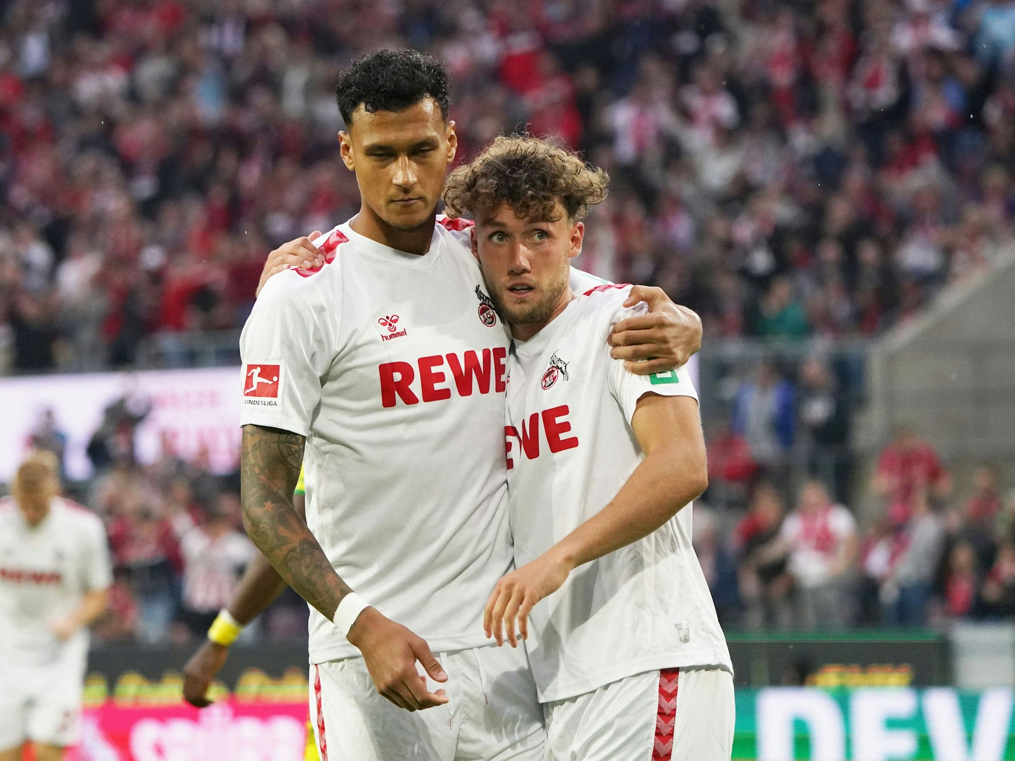Davie Selke und Luca Waldschmidt im Rhein-Energie-Stadion.