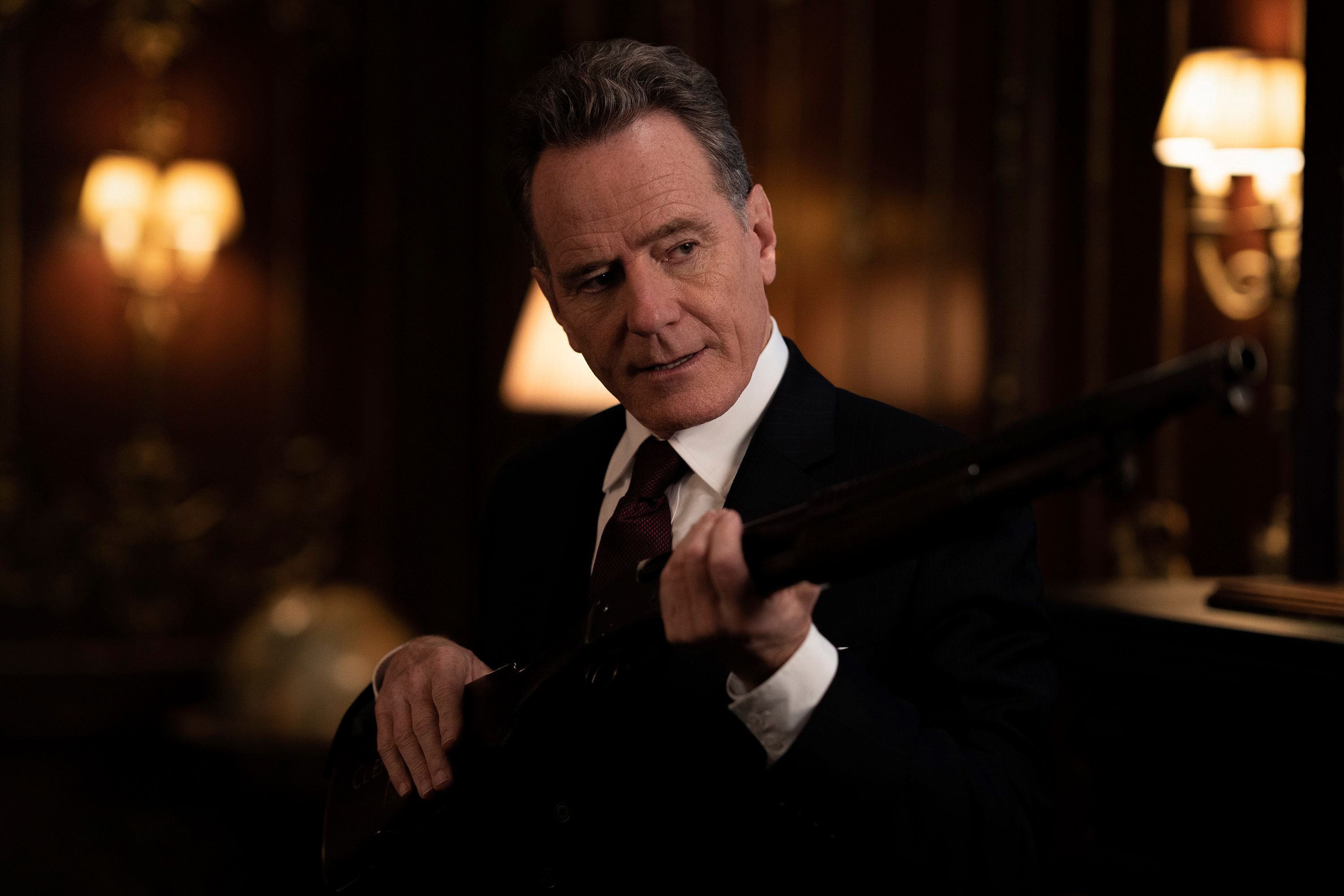 Bryan Cranston in einer Szene seines neuen Films „Argylle“ (Apple).