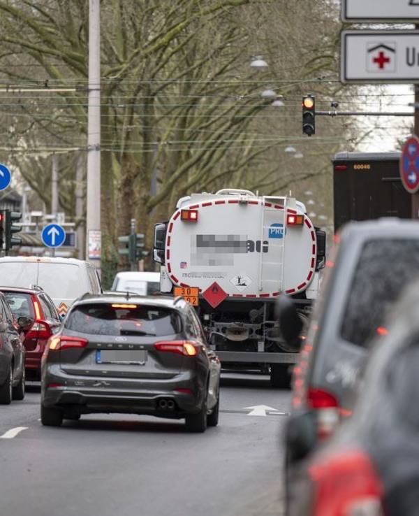 Die Luxemburger Straße in Köln