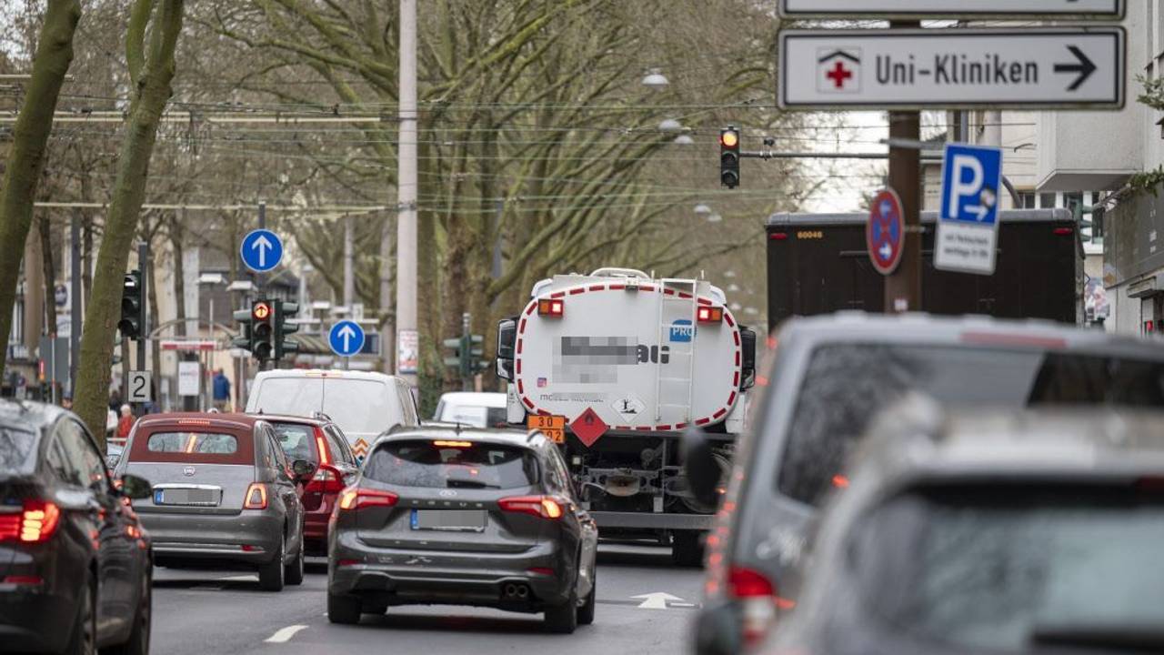 Die Luxemburger Straße in Köln