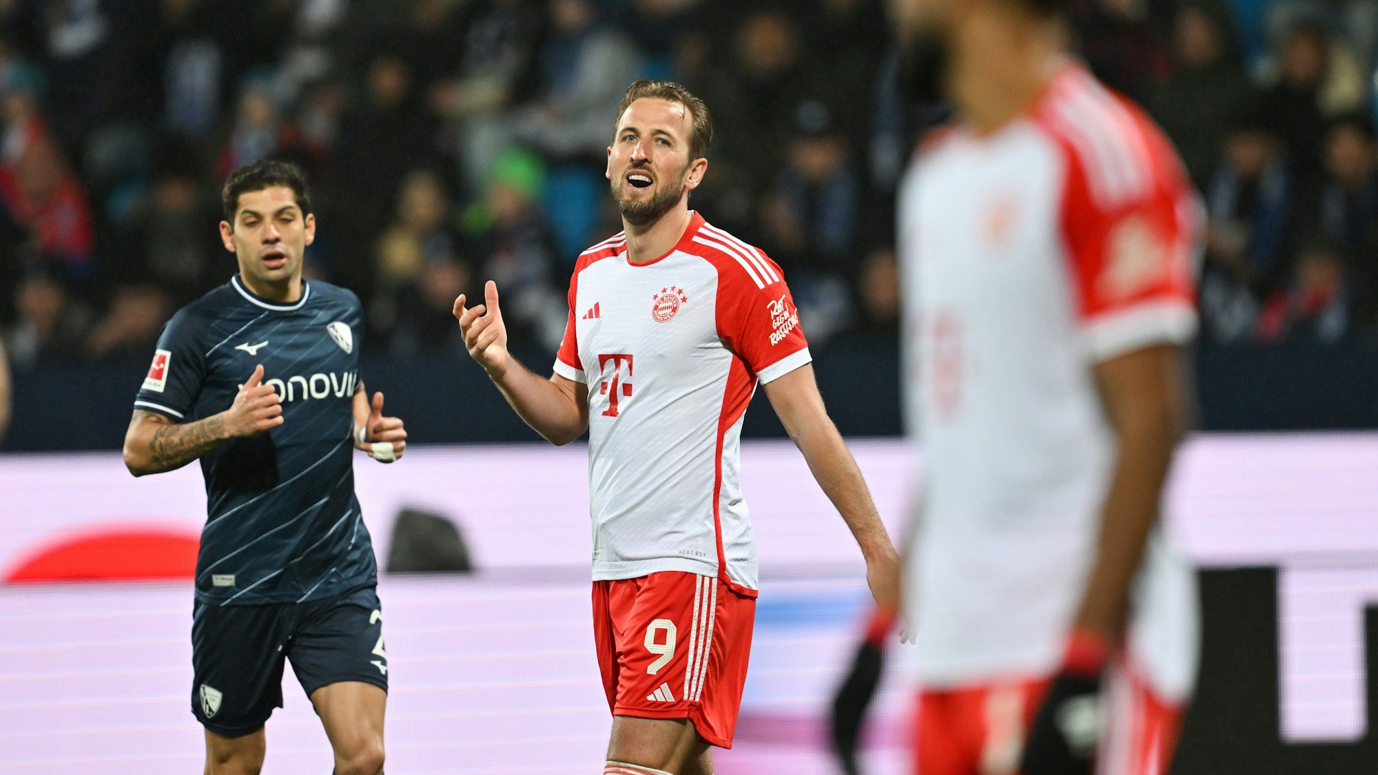 Ein gefrusteter Harry Kane beim Spiel des FC Bayern in Bochum.