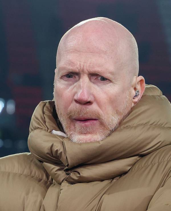 TV-Experte Matthias Sammer schaut kritisch.