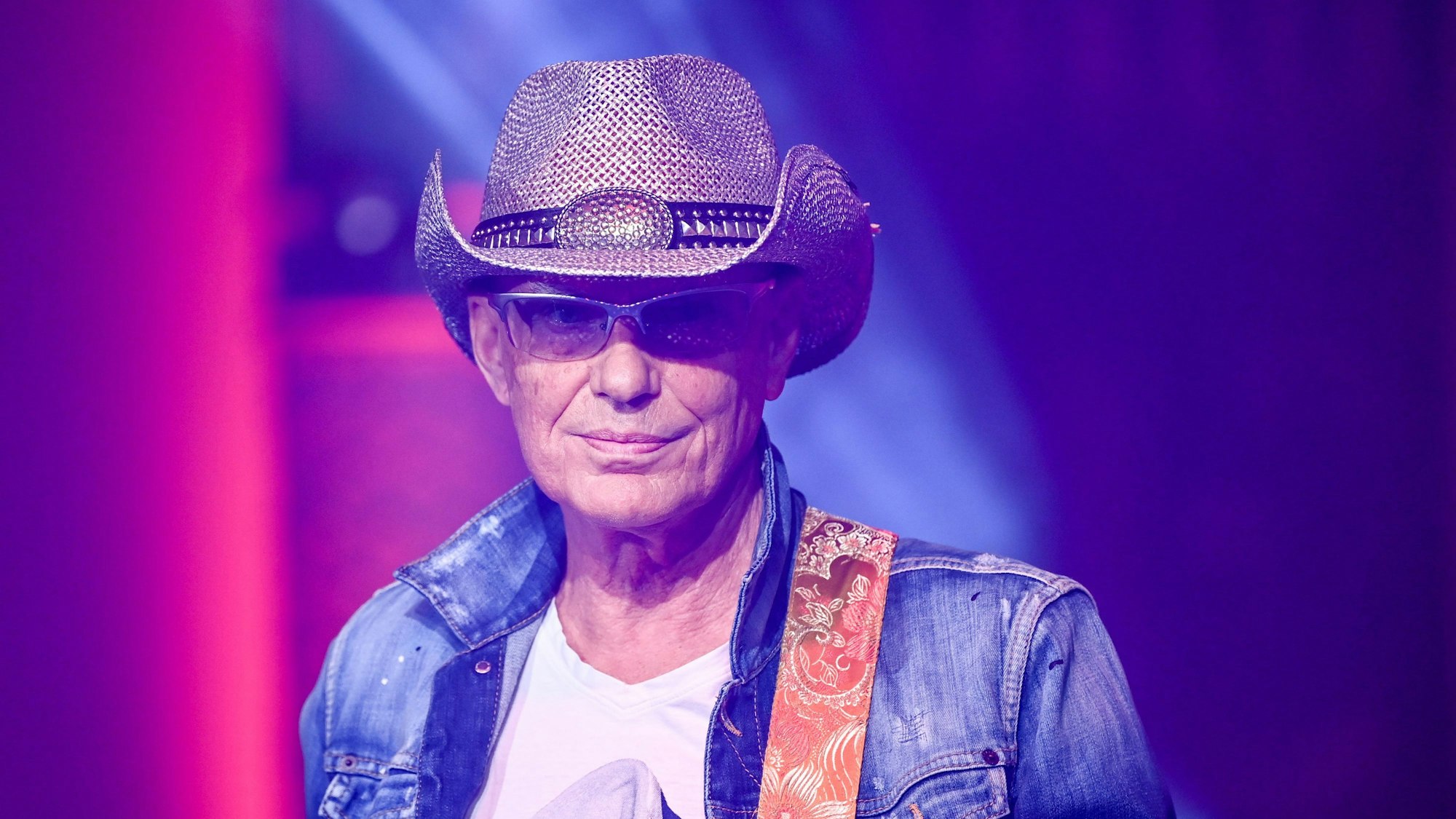 Fritz Puppel von der Band City bei der Verleihung der Sepp-Herberger-Awards 2022.