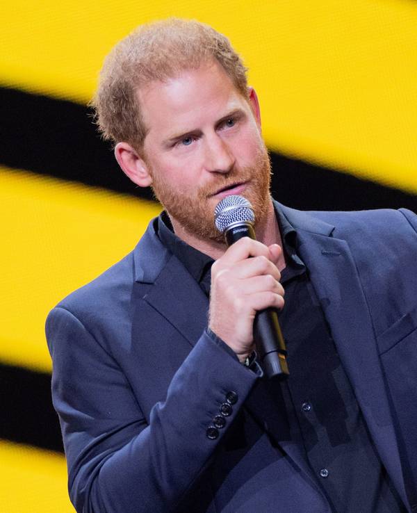 Prinz Harry, Herzog von Sussex, spricht während der Abschlussfeier der 6. Invictus Games in der Merkur Spiel-Arena, hier im September 2023 in Düsseldorf.