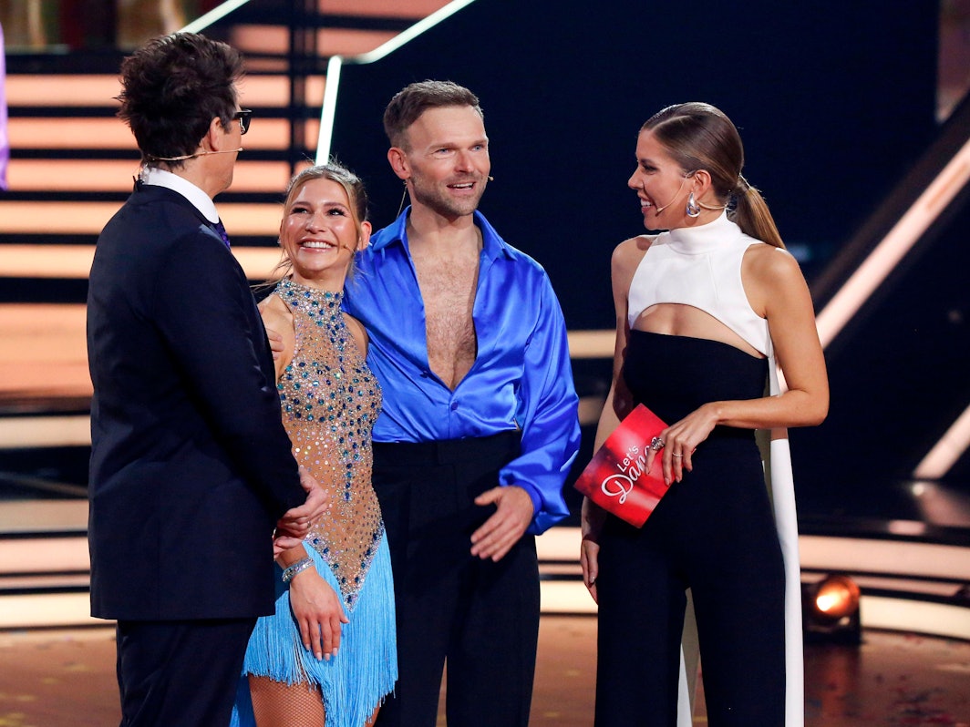 Daniel Hartwich, Jana Wosnitza, Vadim Garbuzov und Victoria Swarovski bei der Kennenlern-Show der 17. Staffel der RTL-Tanzshow Let s Dance im MMC Coloneum.
