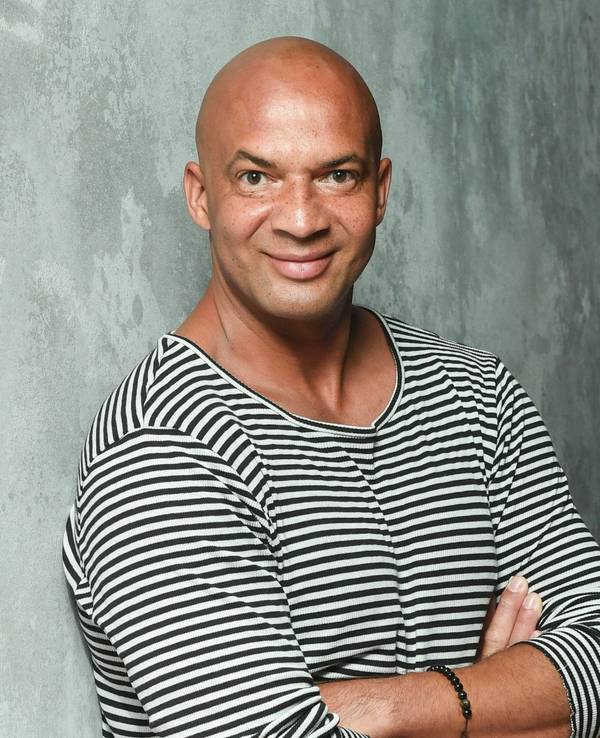 Star-Choreograf Detlef Soost steht am Rande der Proben für die Show „Im Labyrinth der Bücher“.