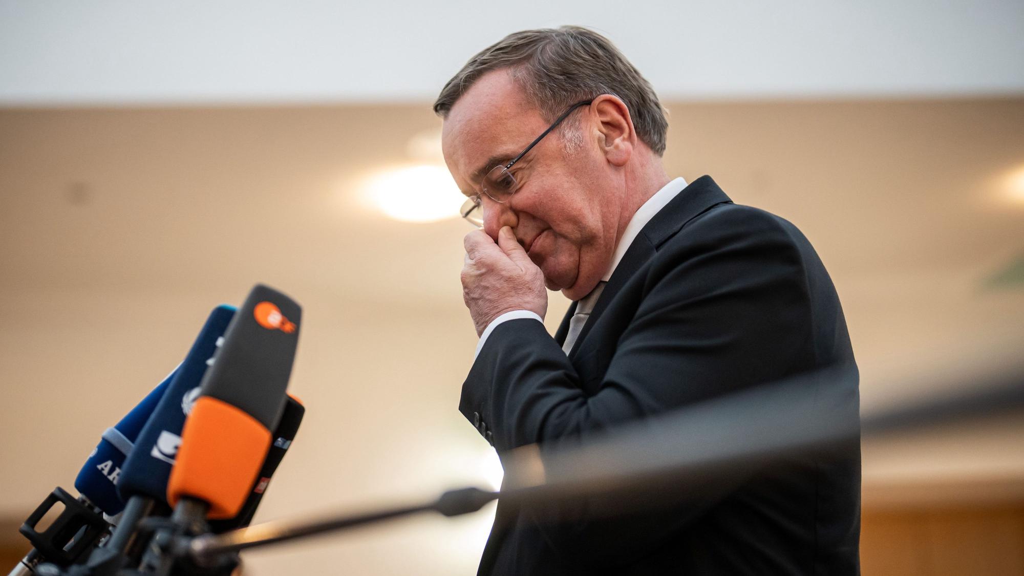 Verteidigungsminister Boris Pistorius (SPD) gibt am Sonntag (3. März) ein Pressestatement zu der Diskussion nach der Veröffentlichung eines Mitschnitts eines Gesprächs von deutschen Offizieren durch eine russische Propagandistin.