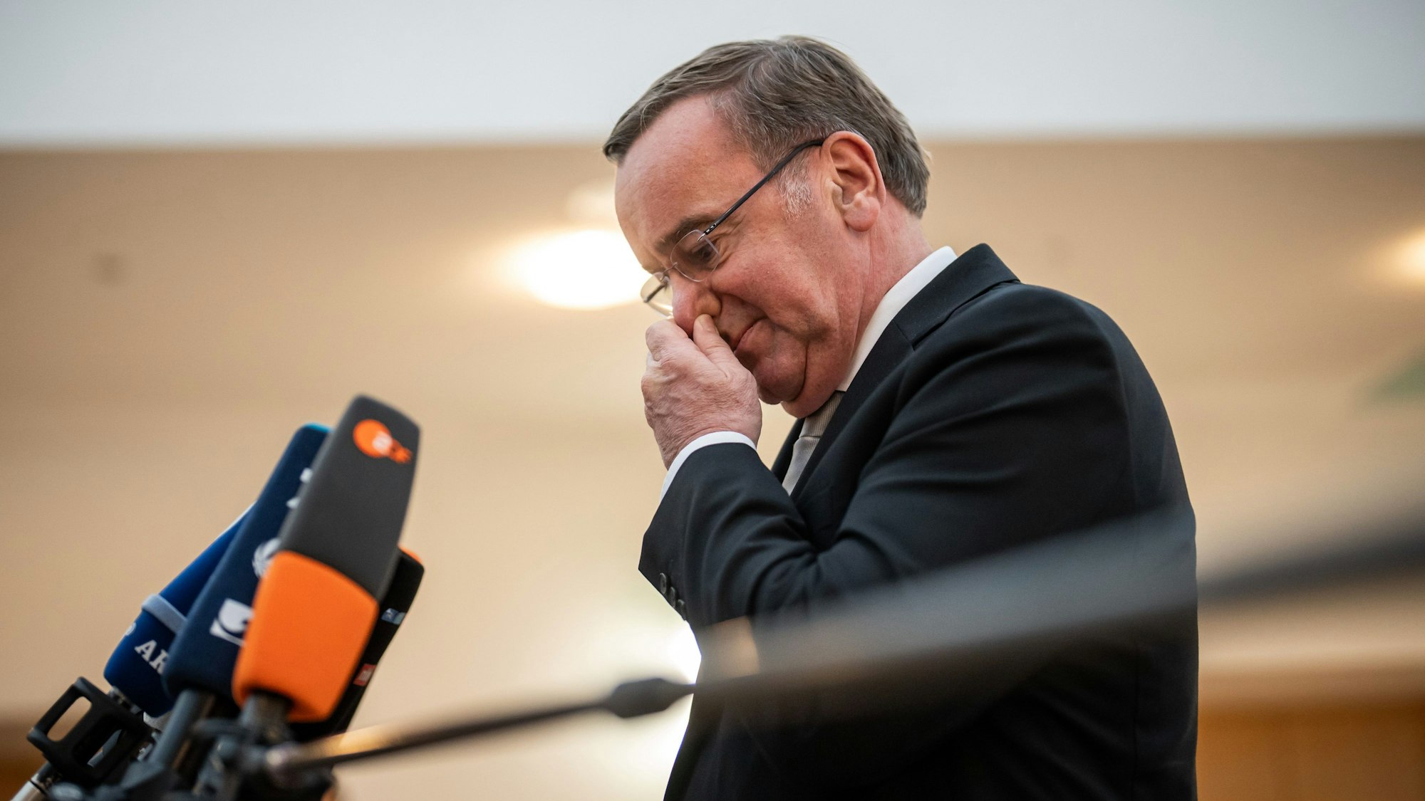 Verteidigungsminister Boris Pistorius (SPD) gibt am Sonntag (3. März) ein Pressestatement zu der Diskussion nach der Veröffentlichung eines Mitschnitts eines Gesprächs von deutschen Offizieren durch eine russische Propagandistin.