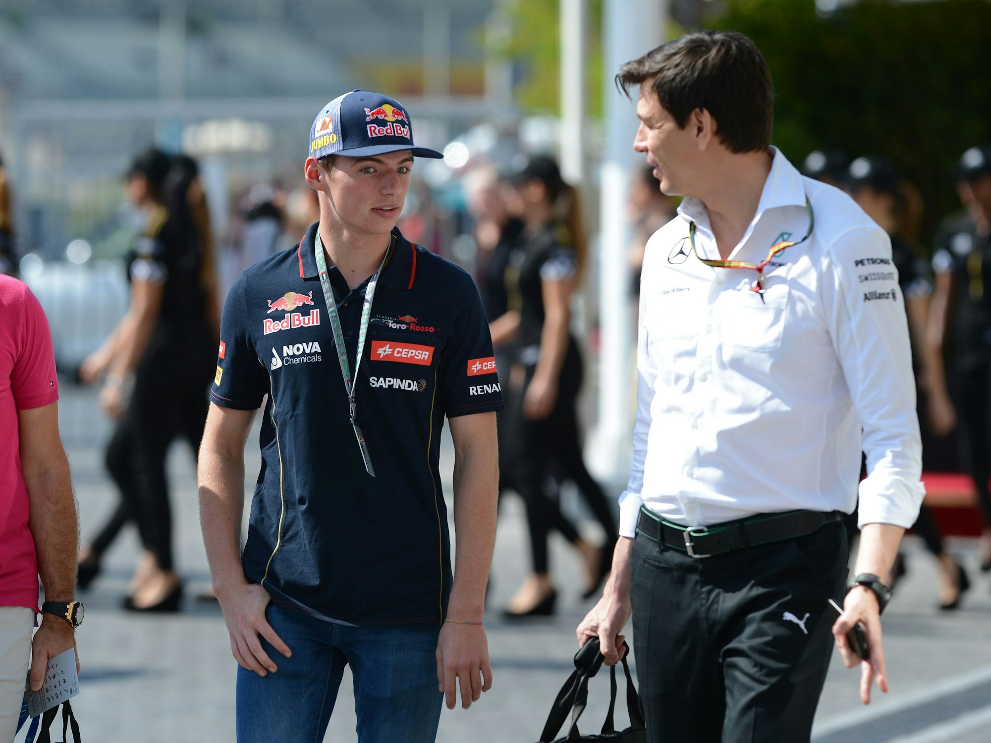 Max Verstappen gemeinsam mit Toto Wolff im Jar 2014.
