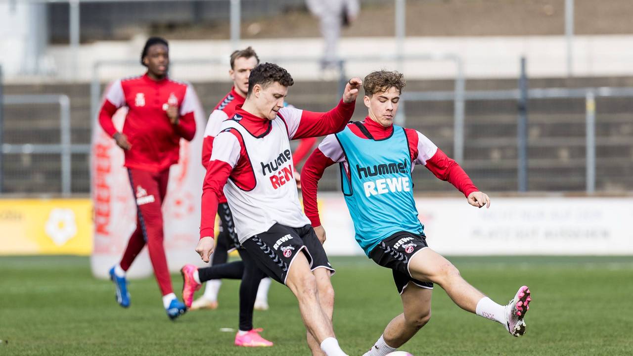 Eric Martel in einem Trainings-Zweikampf mit Meiko Wäschenbach.