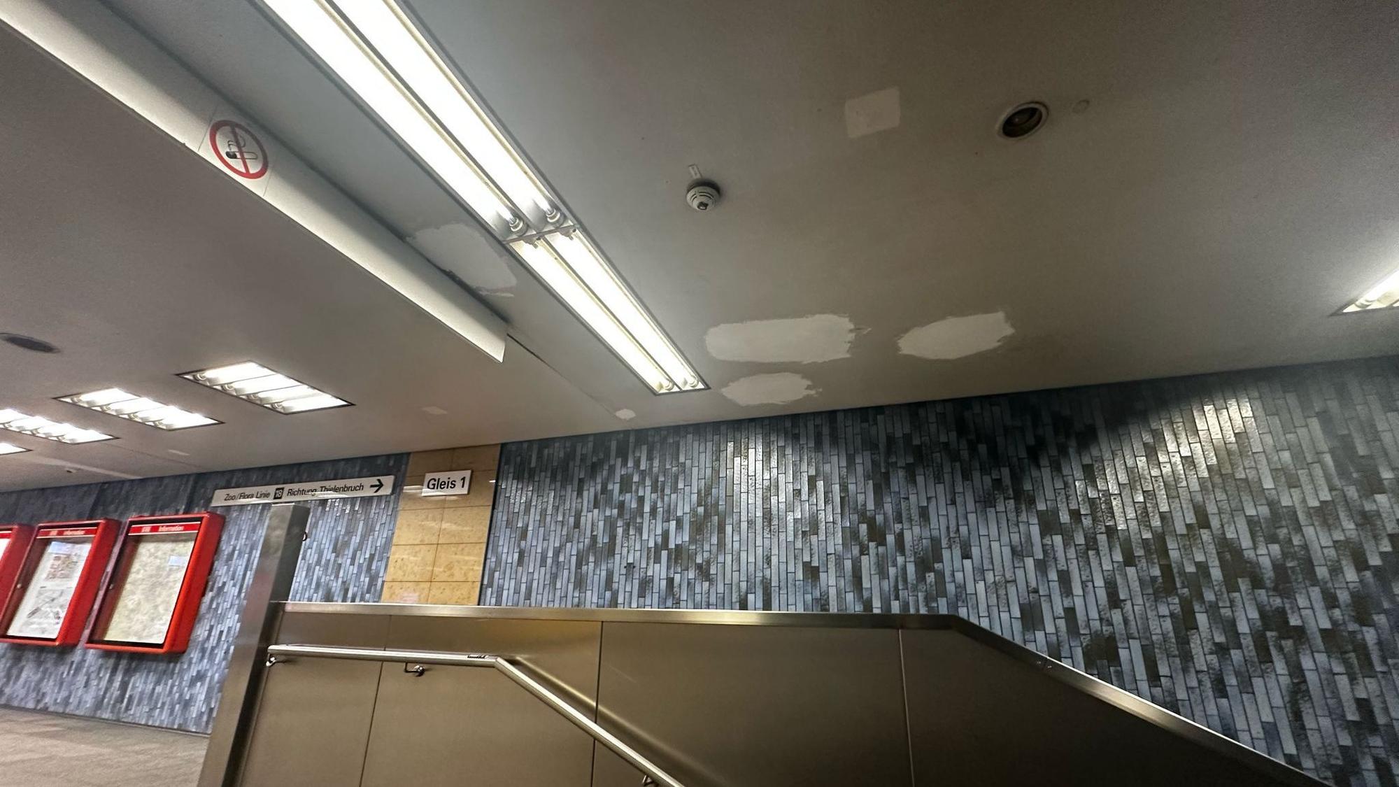 Die KVB-Haltestelle am Kölner Hauptbahnhof