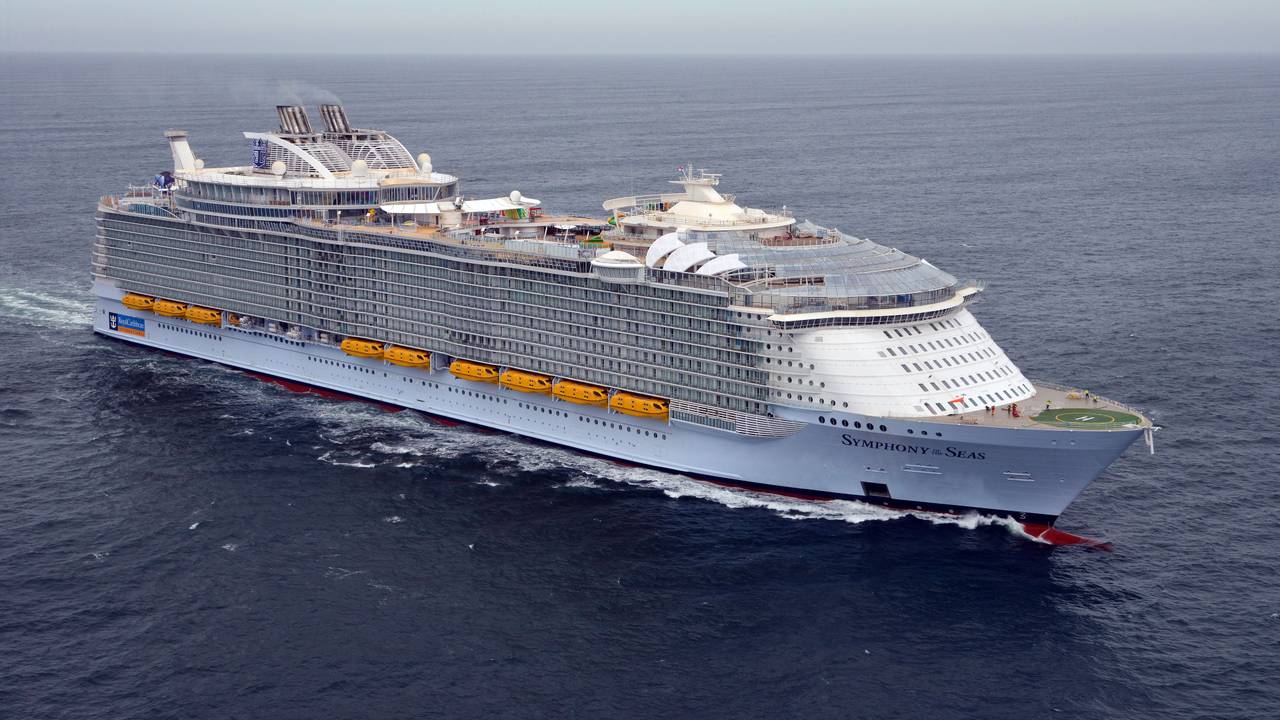 Aufnahme des Kreuzfahrtschiffs „Symphony of the Seas“, hier im März 2018.